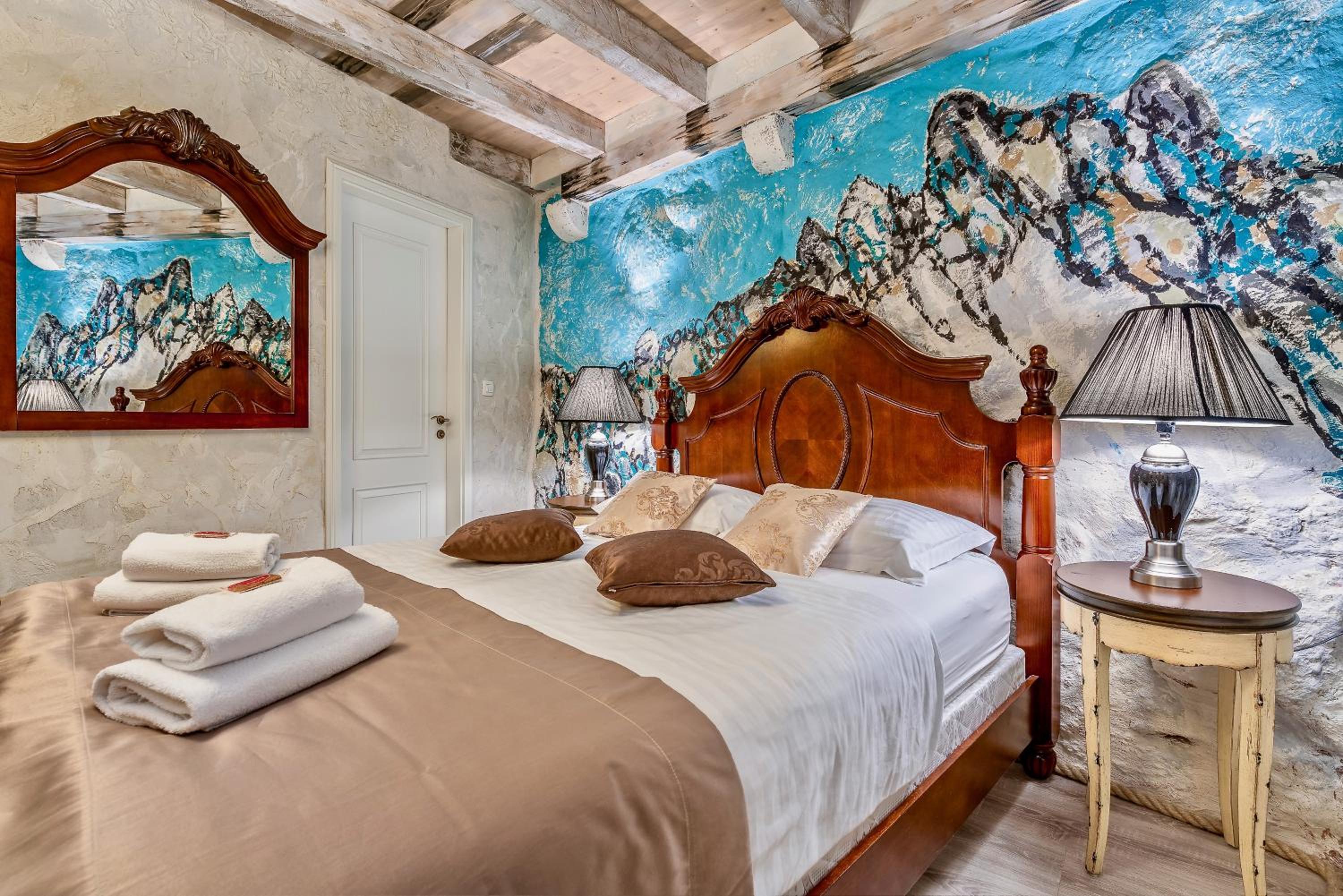 Standard Queen Room photo 1