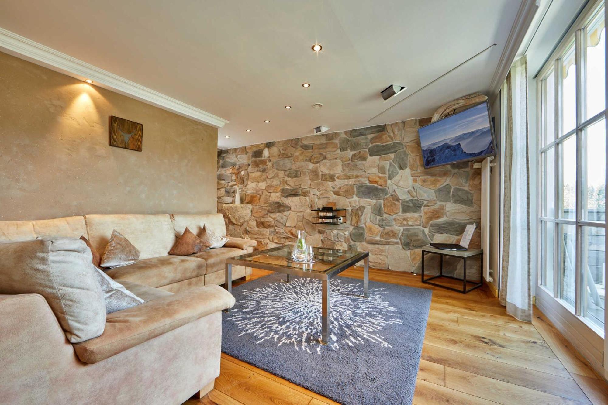 Suite with Lake View photo 2