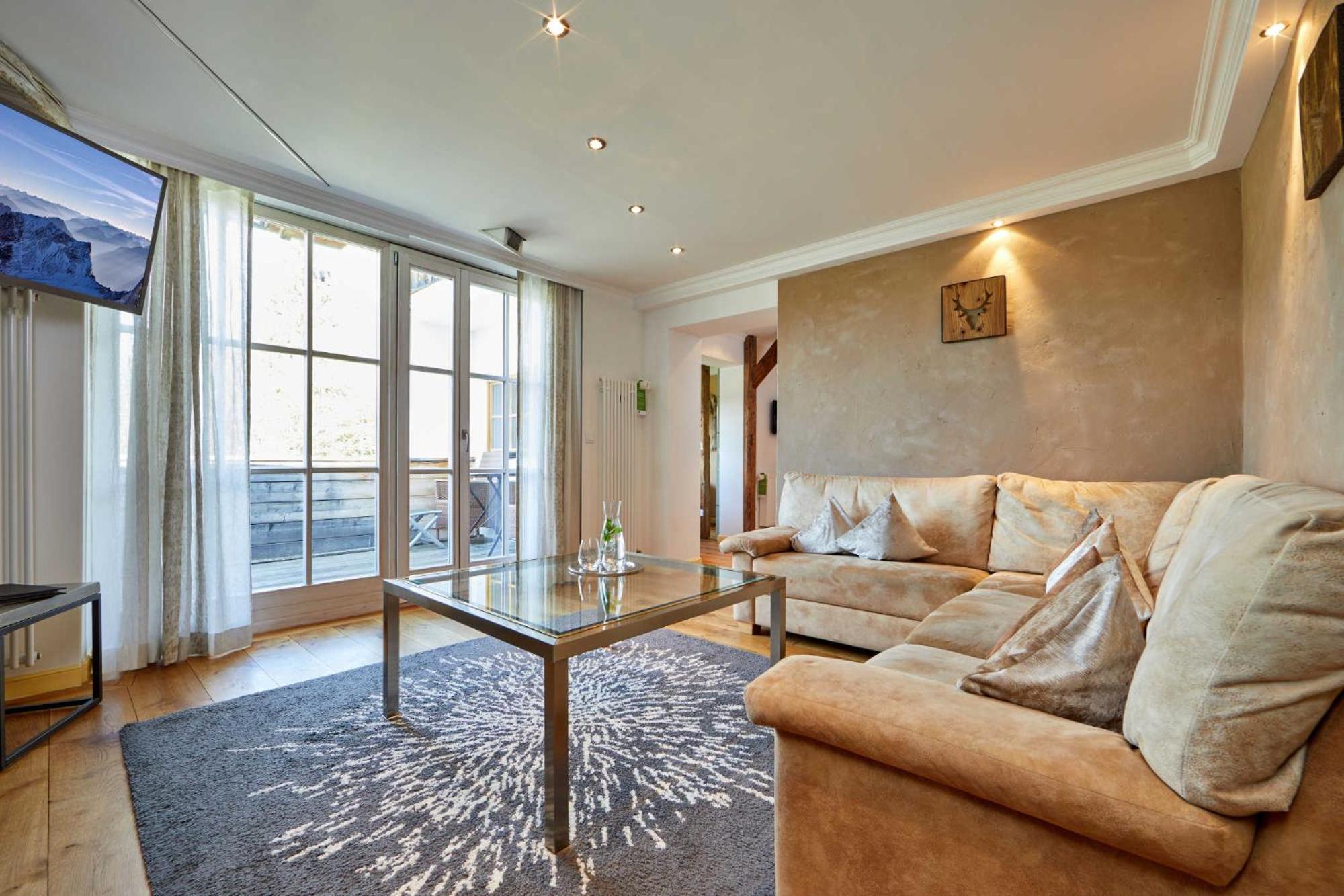 Suite with Lake View photo 1