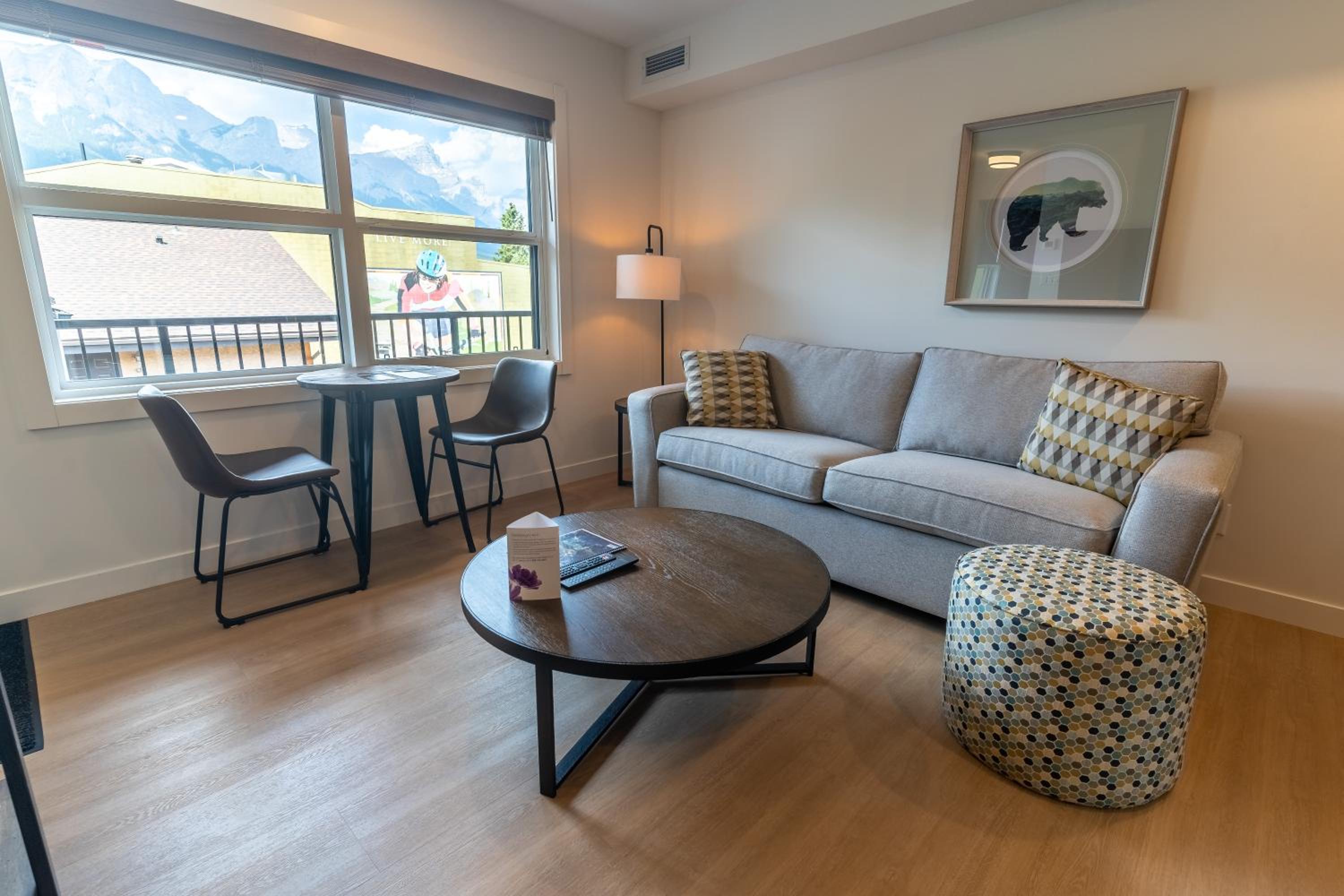 One-Bedroom Apartment (No On-Site Parking)