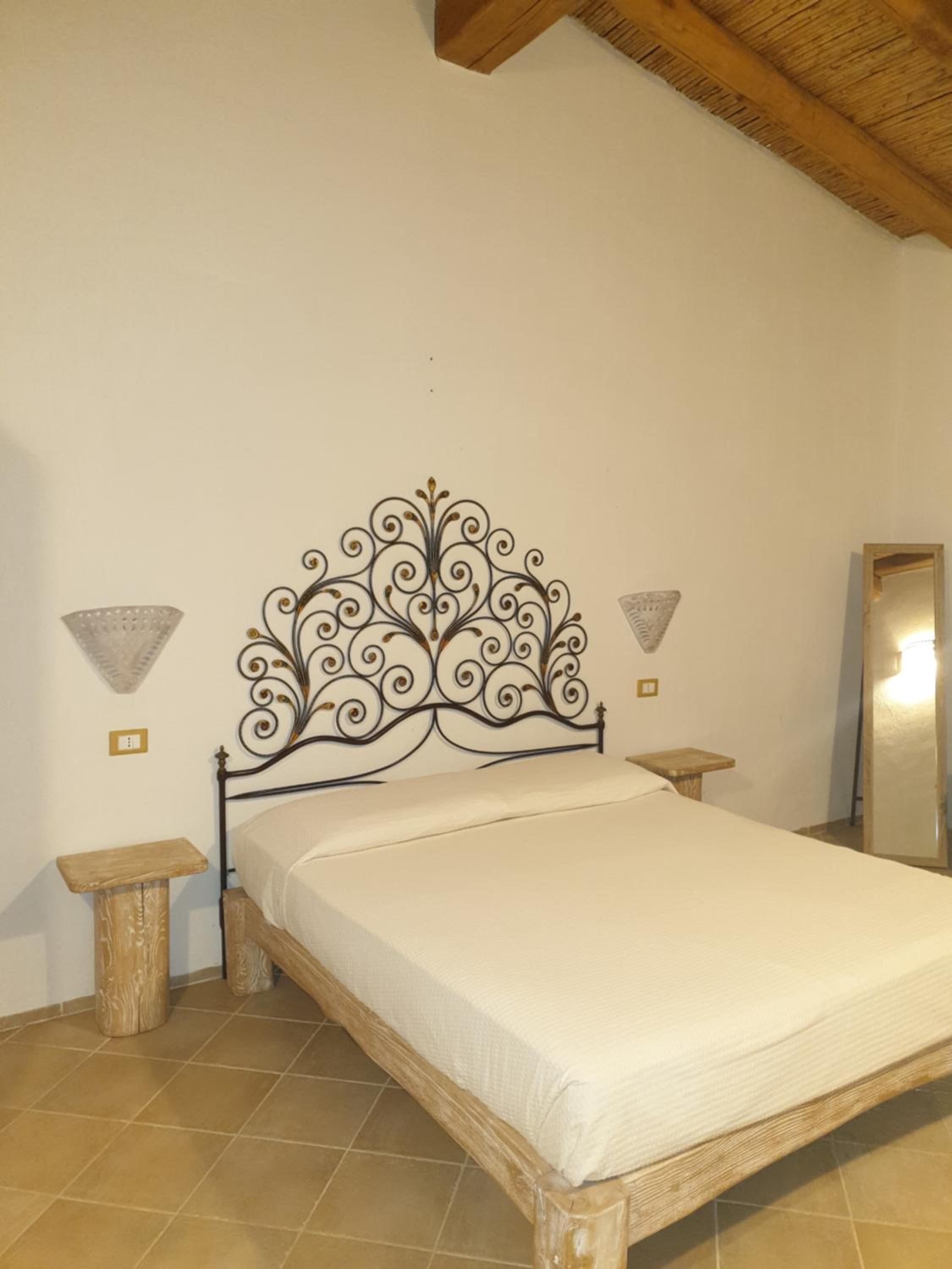 Double Room - Photo 3