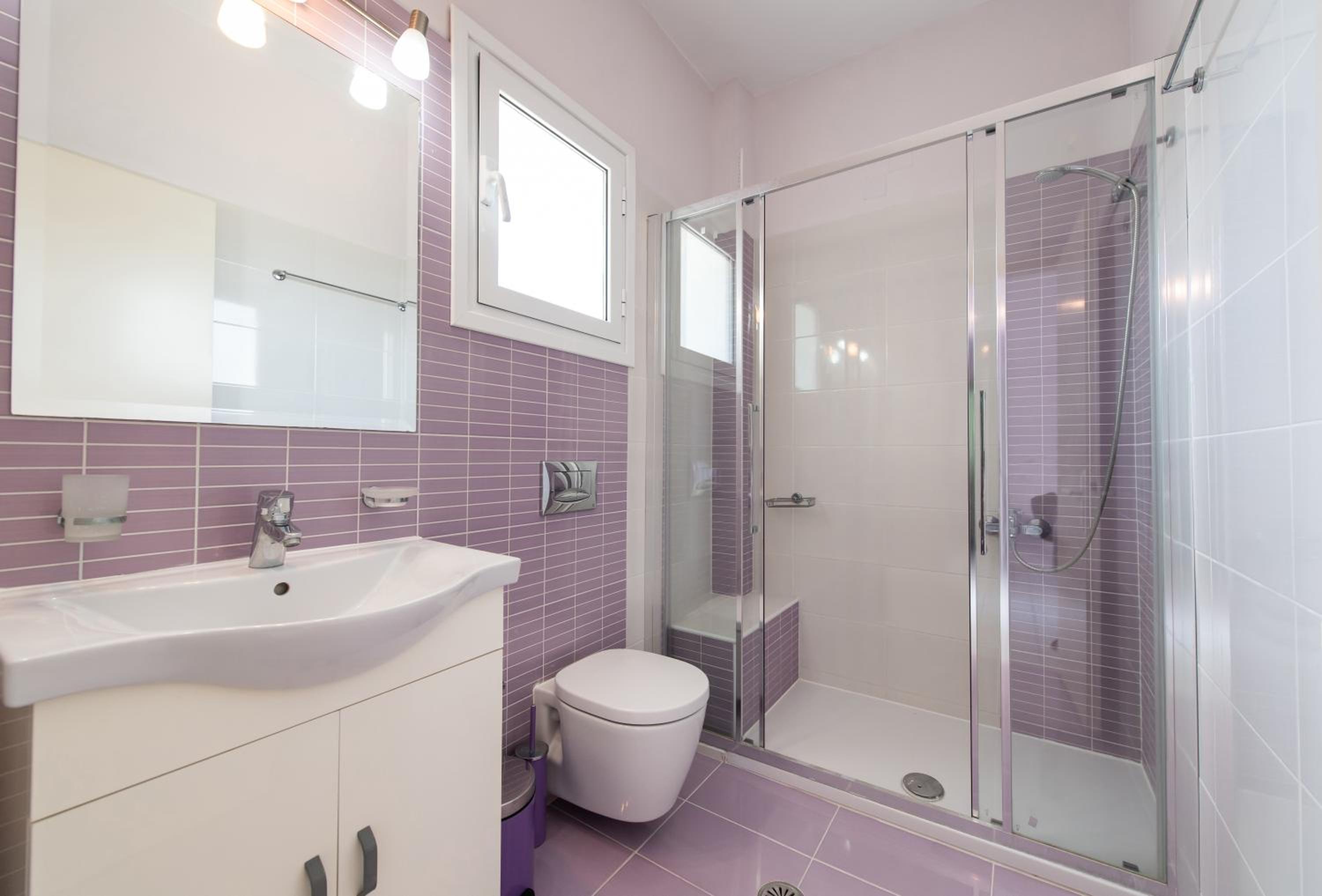 Quadruple Room with Balcony photo 3