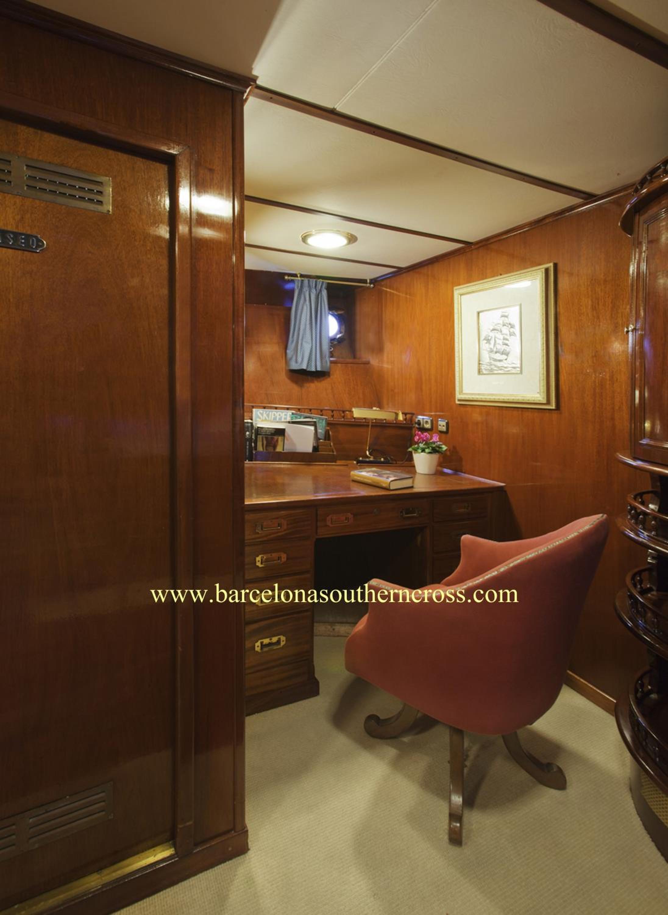 Superior Cabin on Boat (2 adults) photo 2