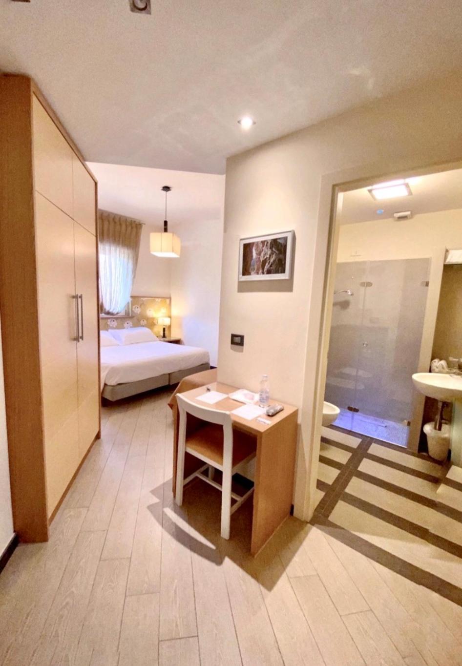 Triple Room - Photo 2