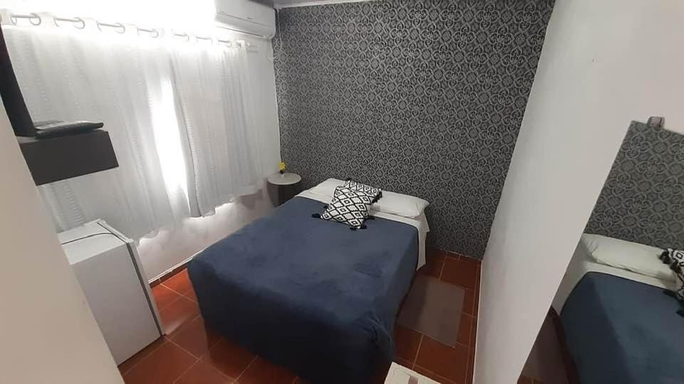 Executive Suite - Photo 4