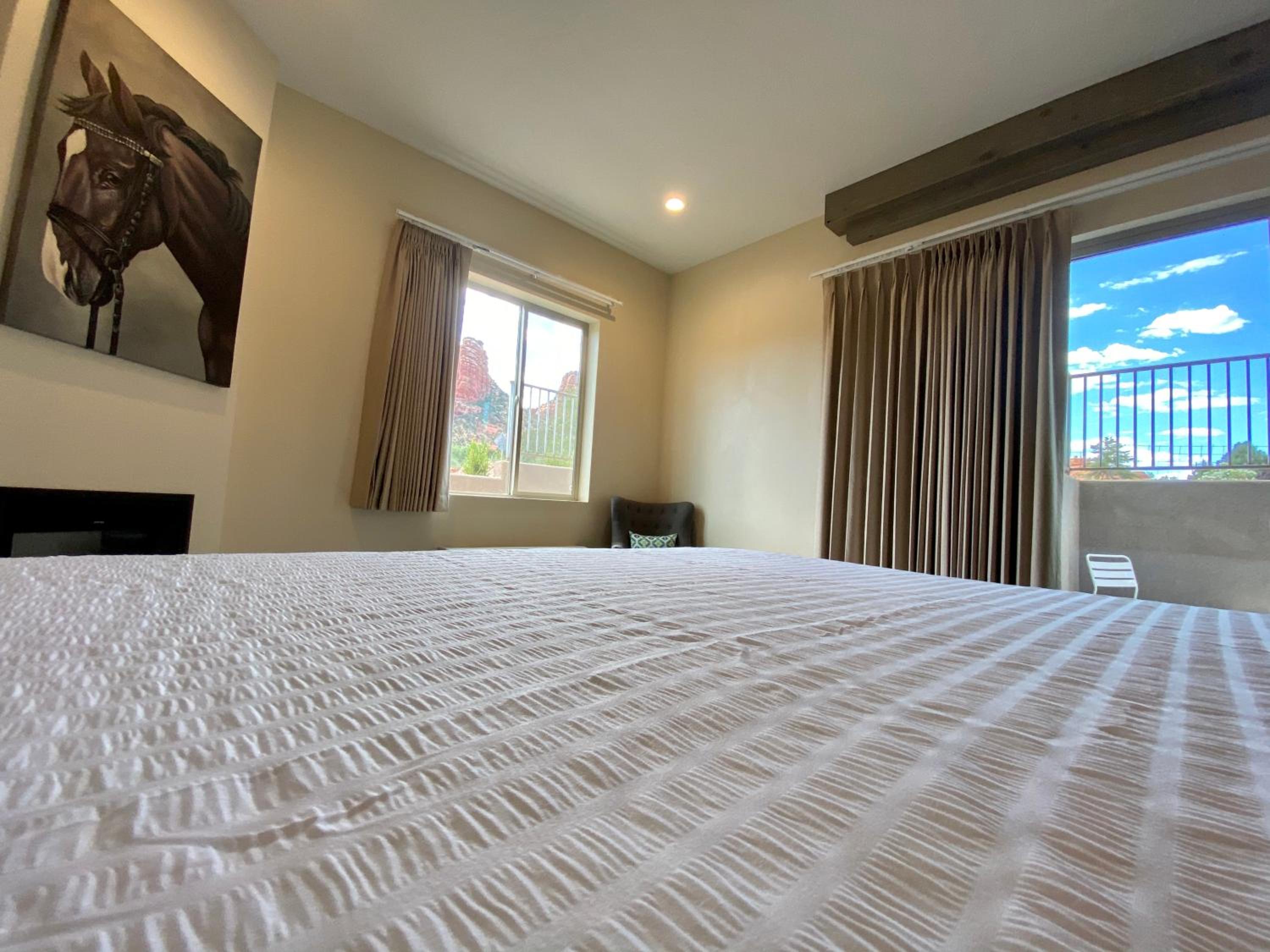 Deluxe Double Room with Castle View photo 2