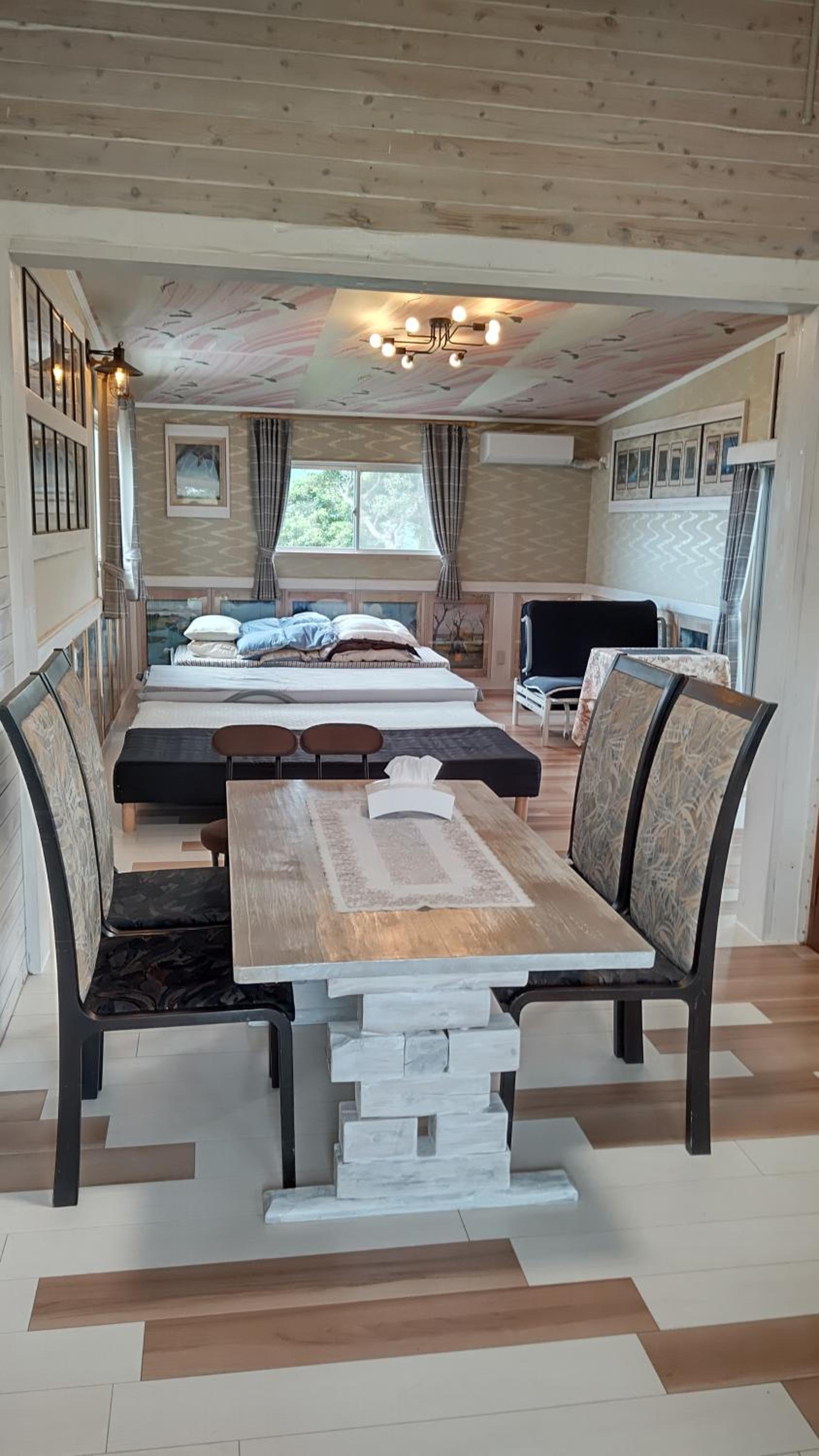 Family Room - Photo 1