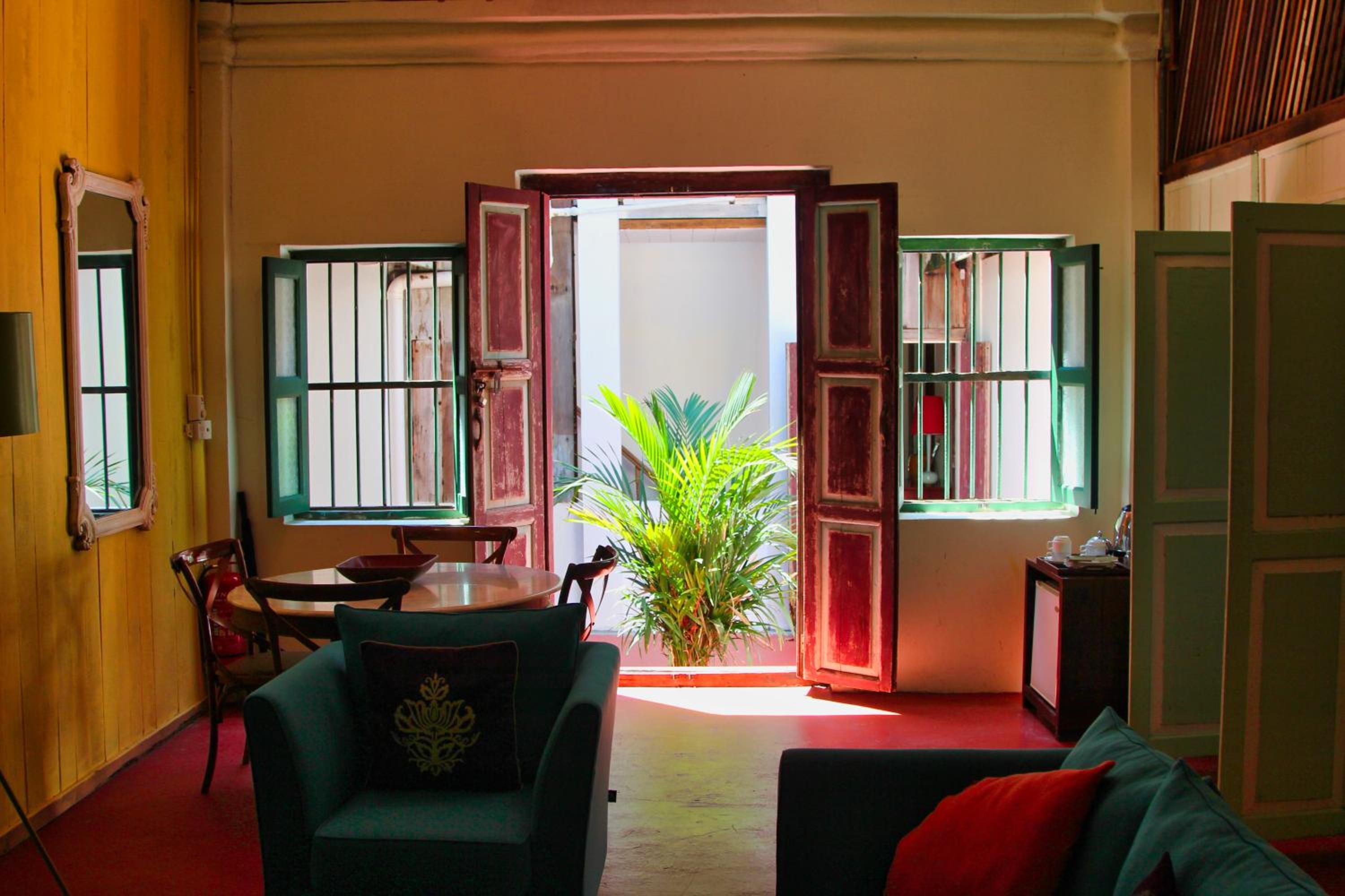 Two-Bedroom Suite - Plantation House 5 - Photo 12