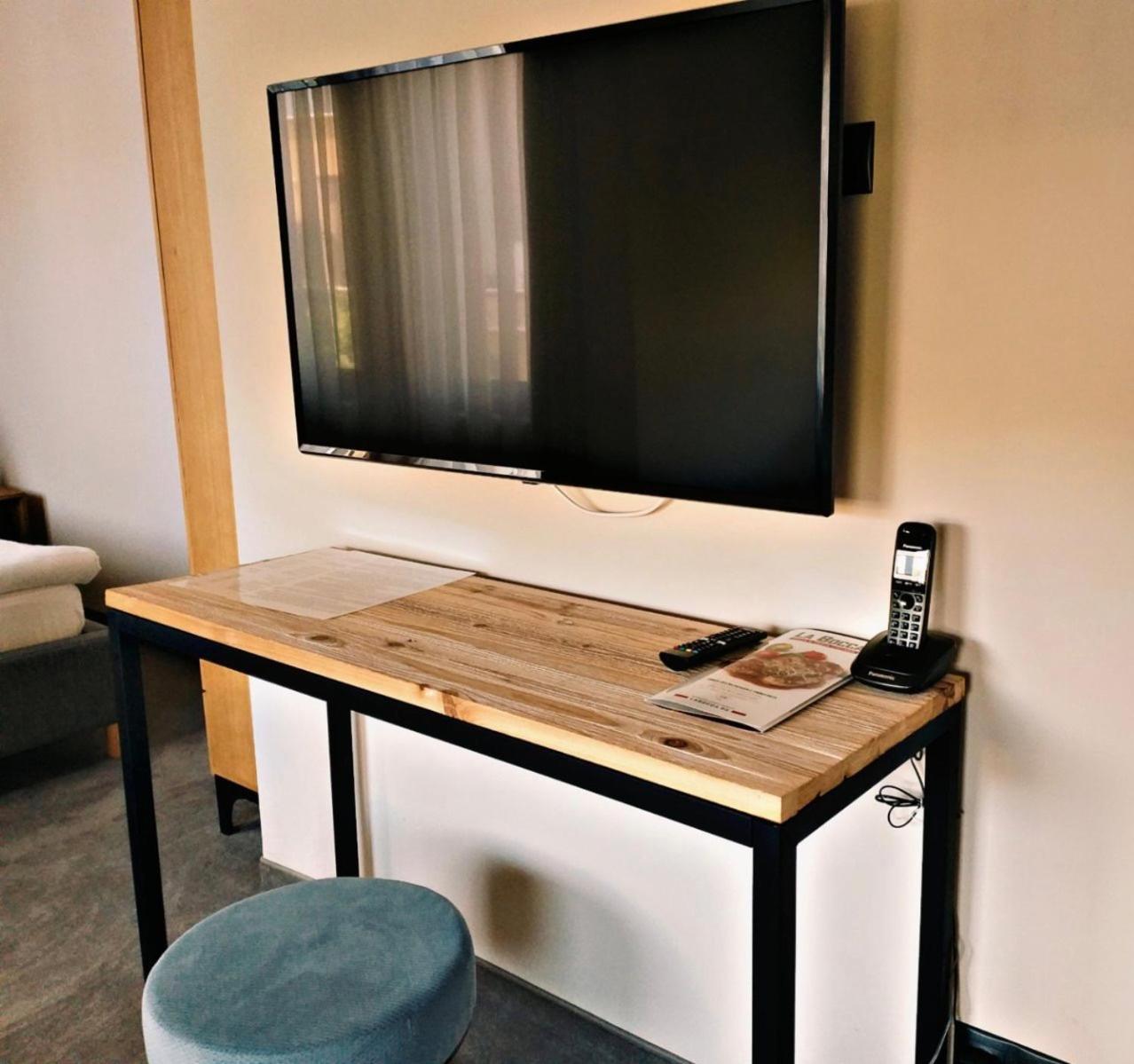 Junior Suite 2 - Photo 1