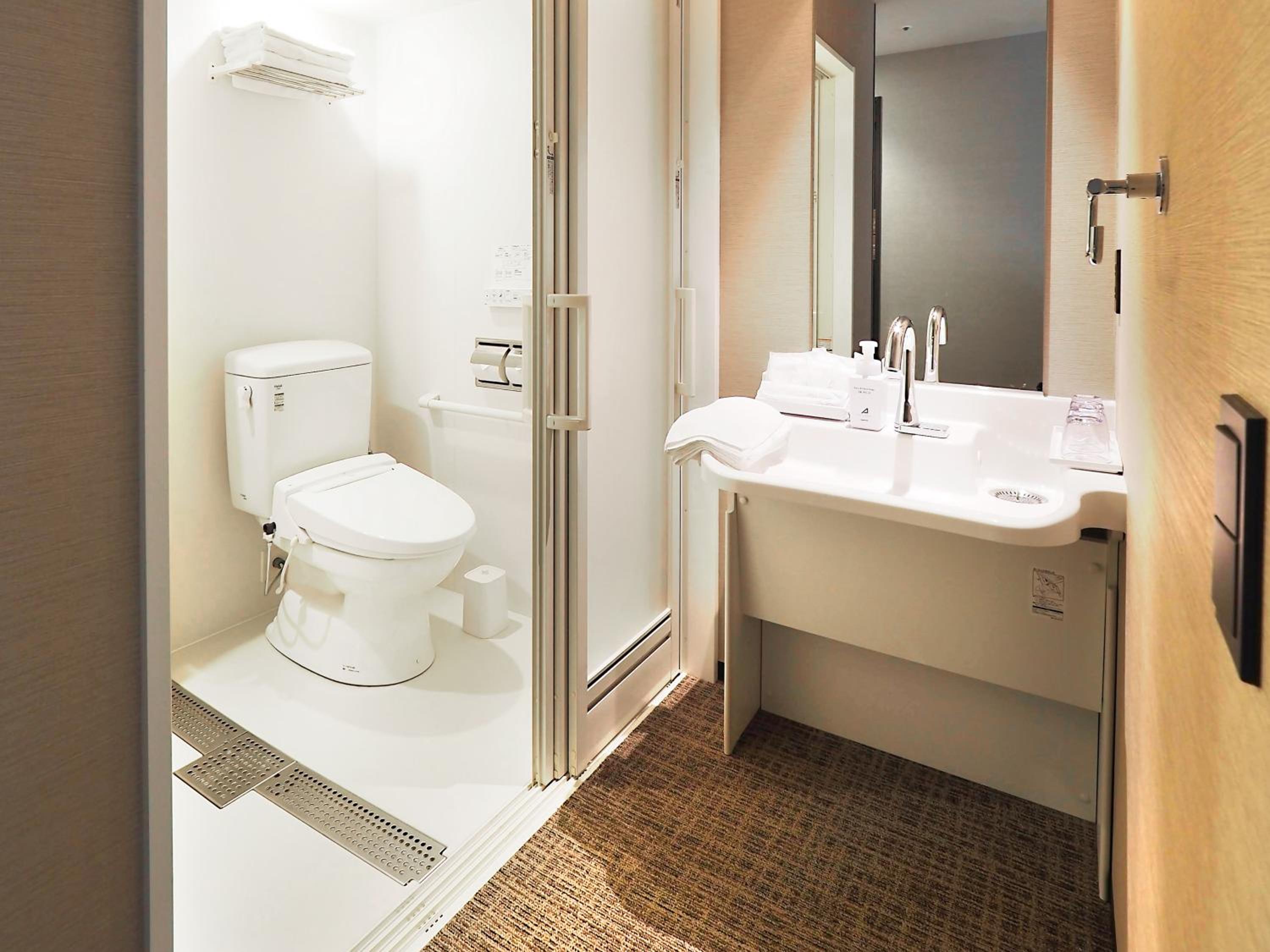 Triple Room - Disability Access - Photo 2