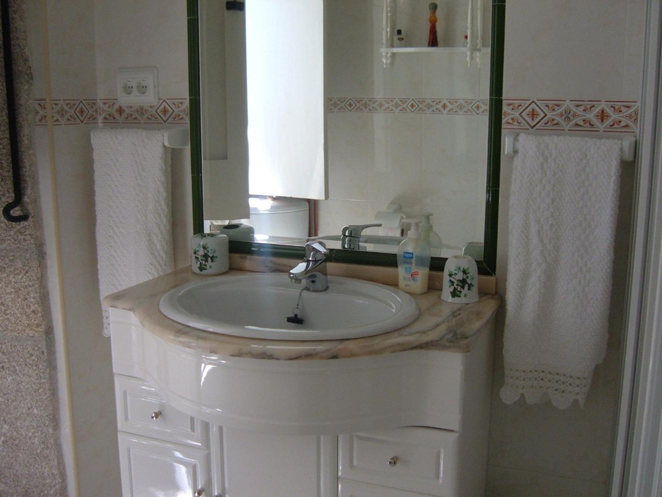 Superior Double Room - Photo 8