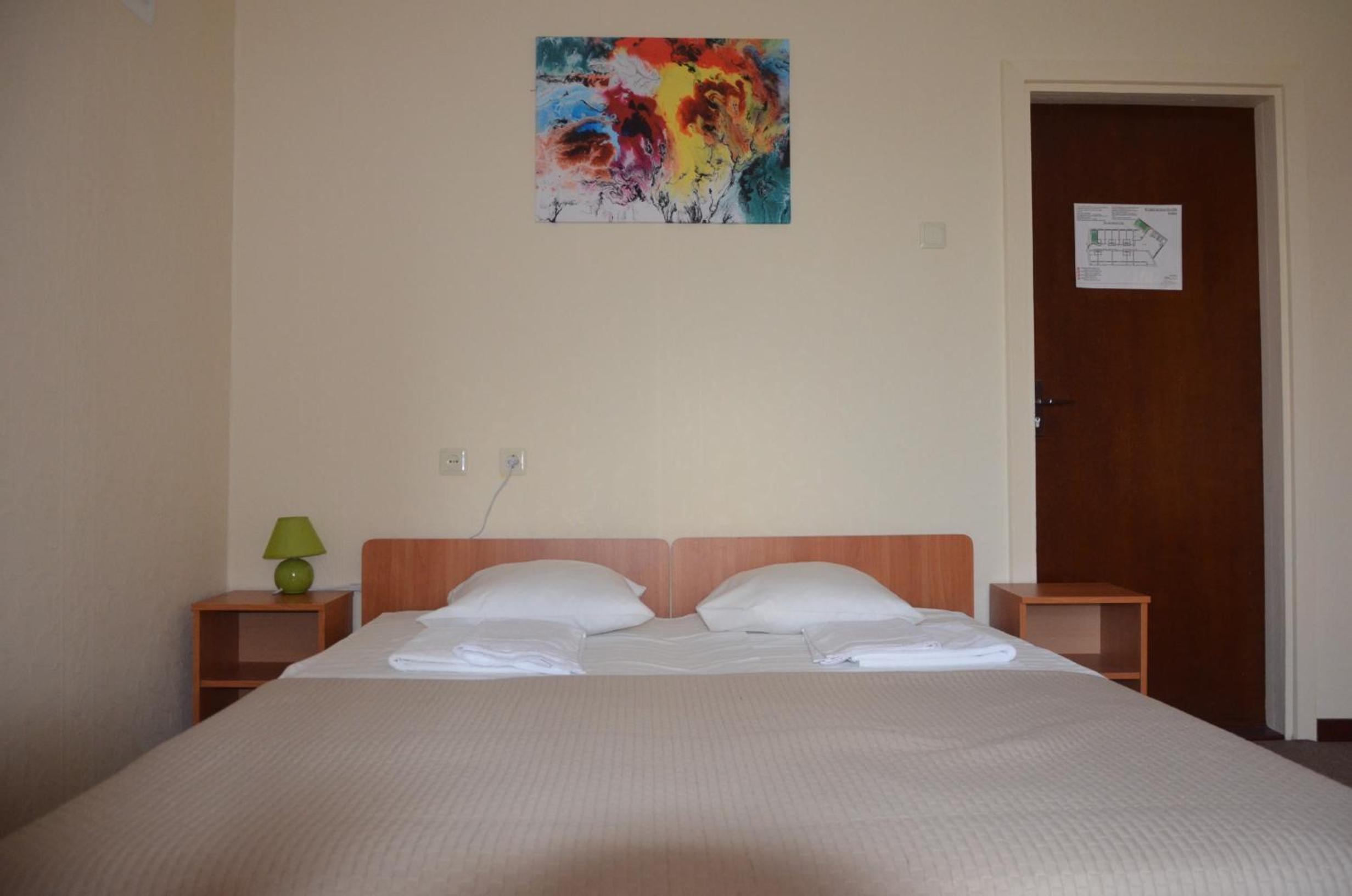 Two-Room Quadruple Room - Photo 4