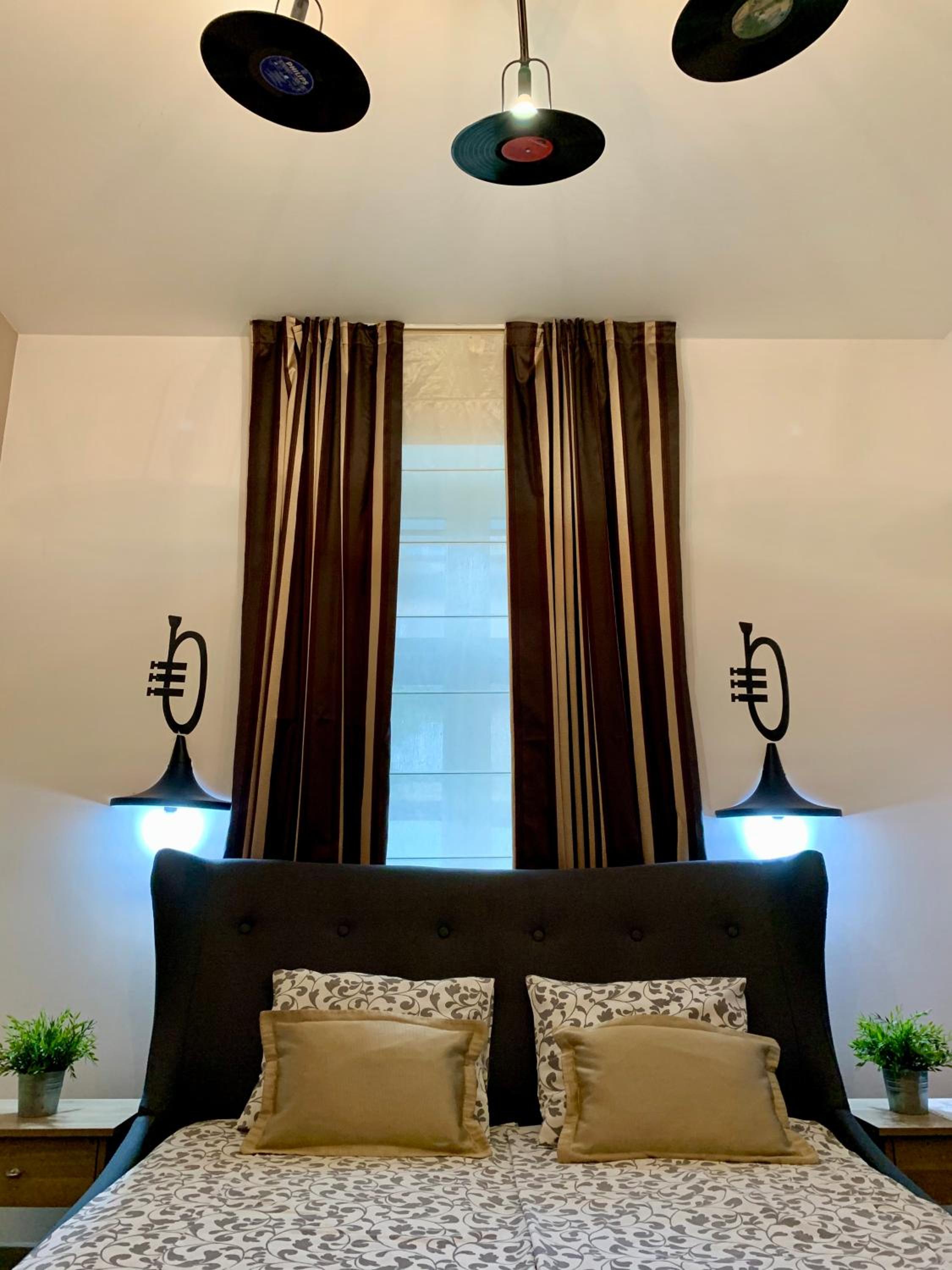 Double Room with Private Bathroom - Photo 1