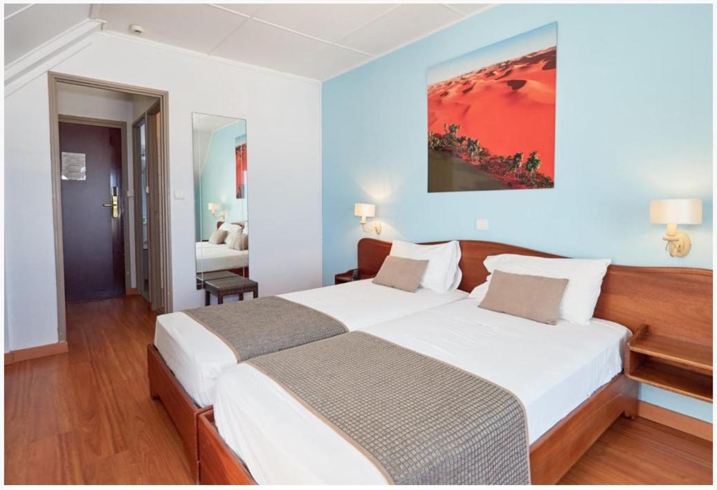 Double or Twin Room - Photo 1