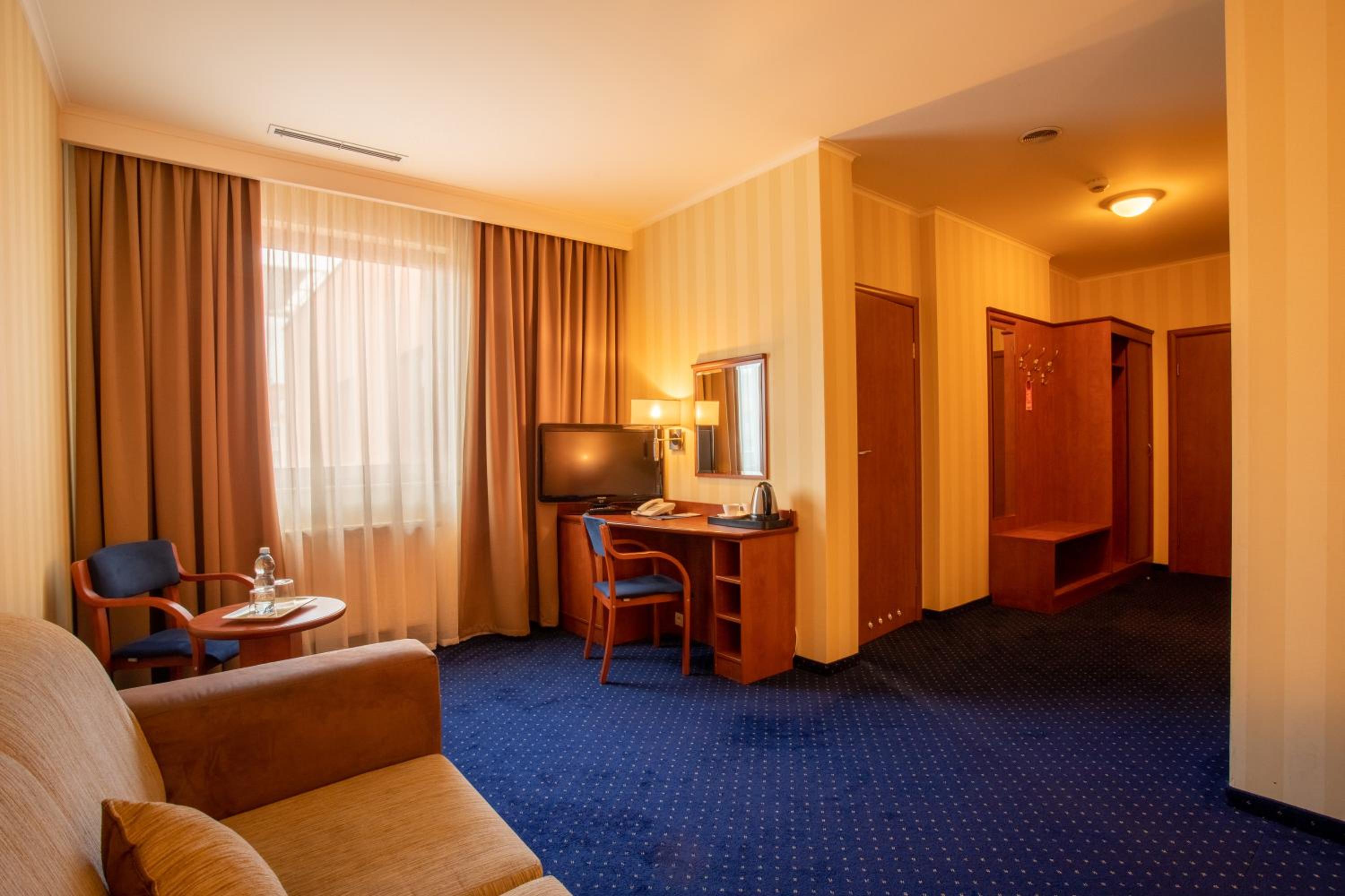 Deluxe Double Room - Photo 2