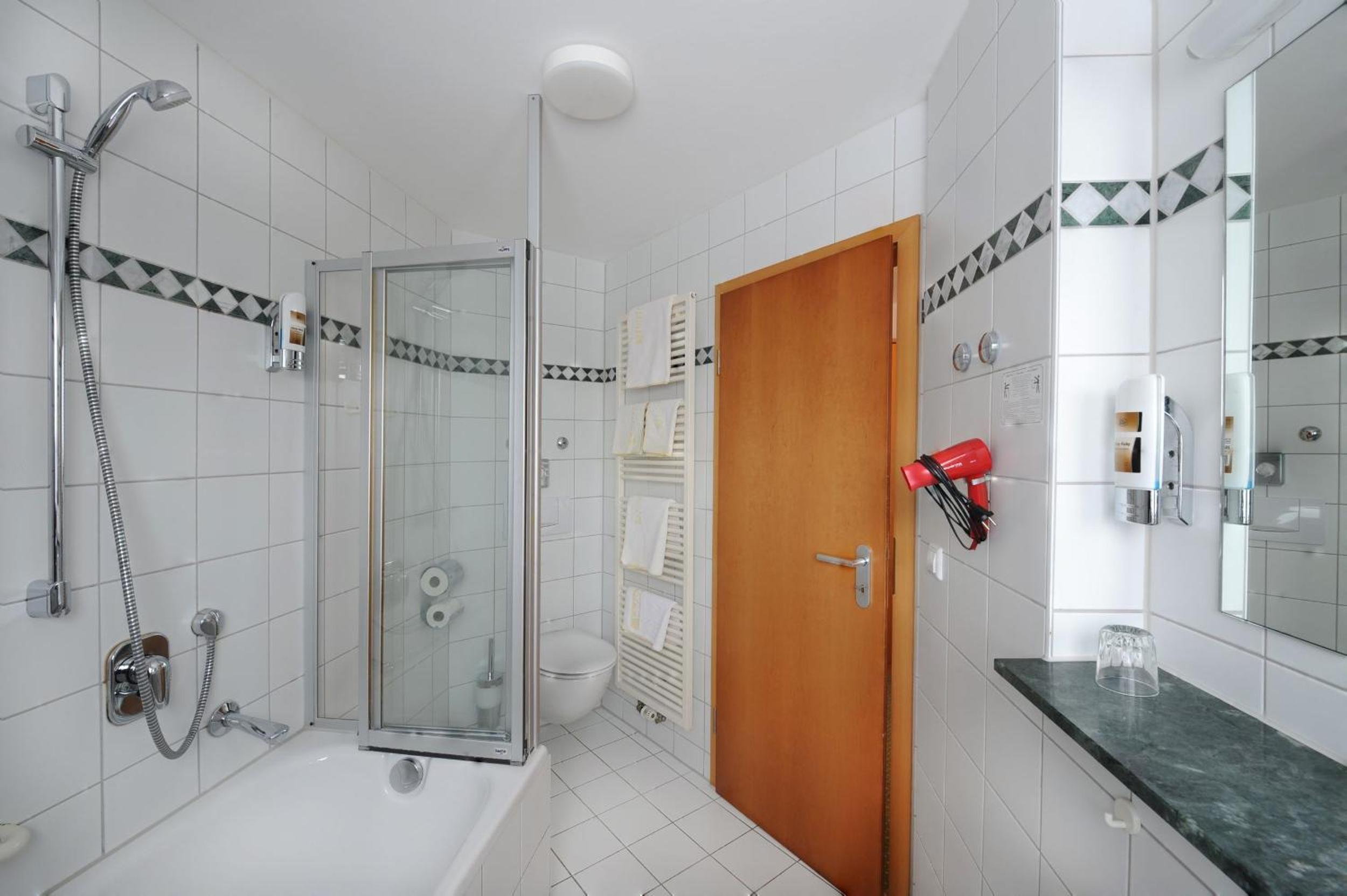 Double Room - Photo 4