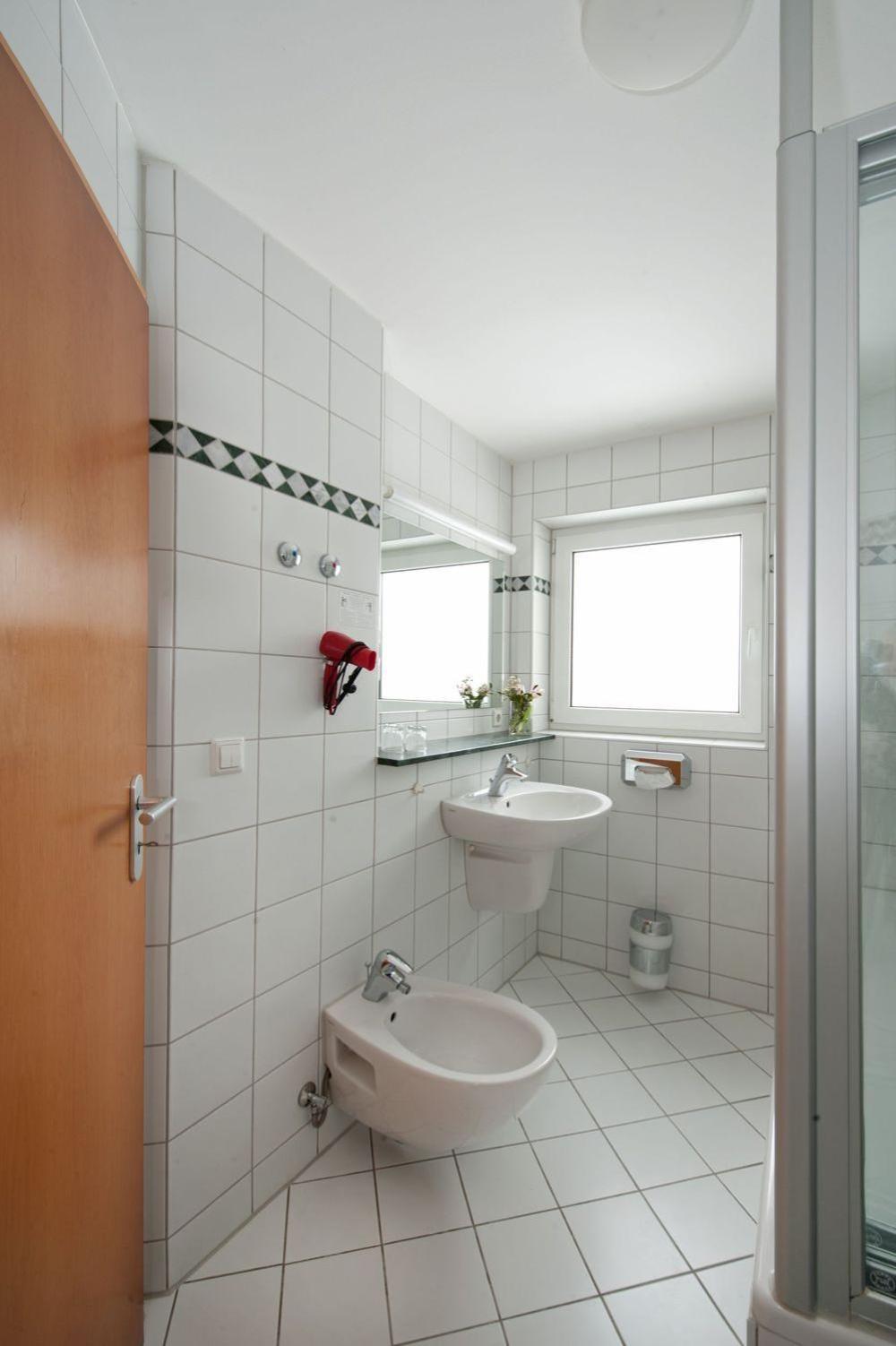 Double Room - Photo 6
