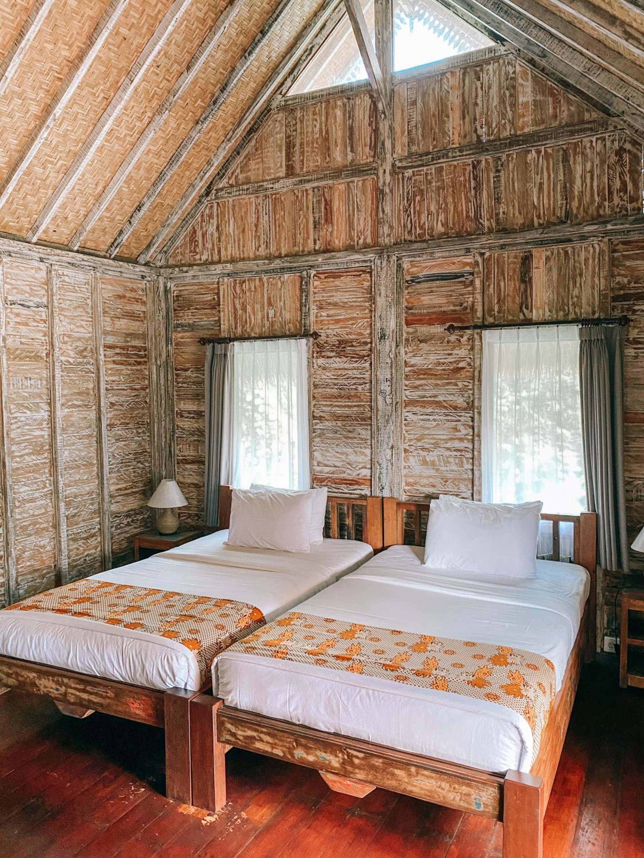 Twin Room with Balcony - Photo 10