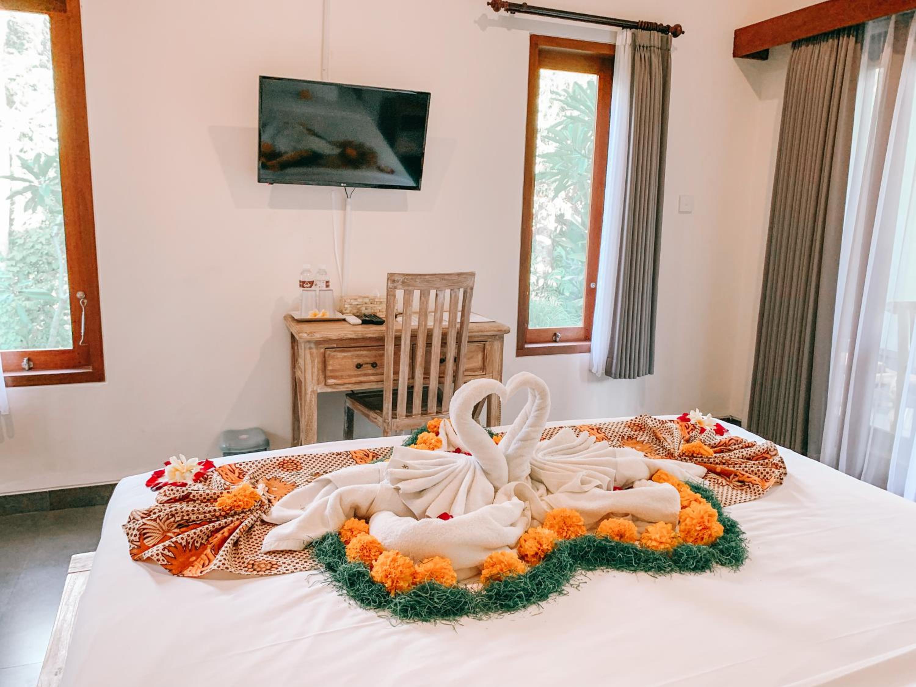 Double Room with Private Bathroom - Photo 9