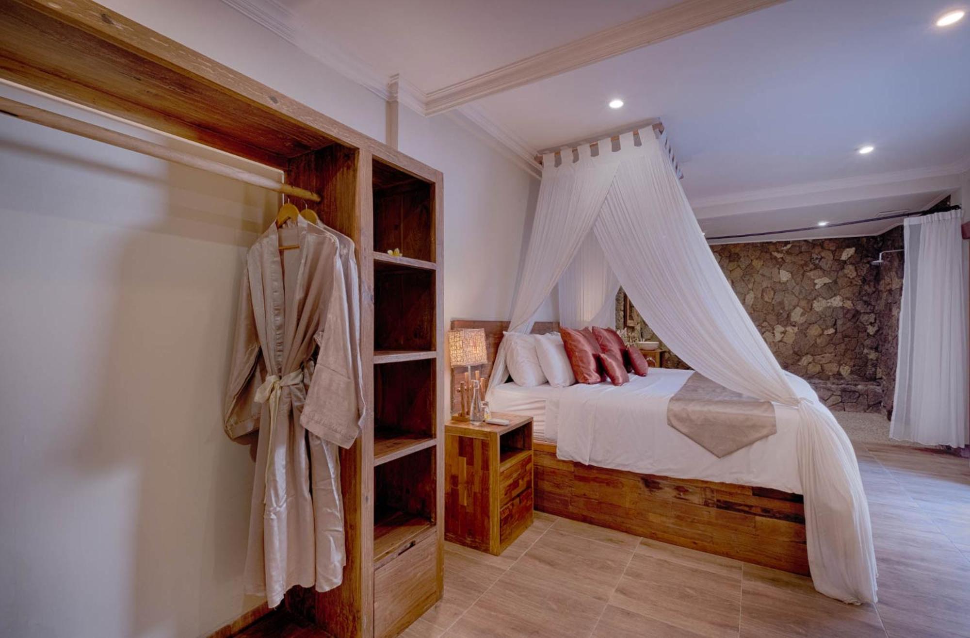 Four-Bedroom Villa with Private Pool and Free Benefit - Photo 24