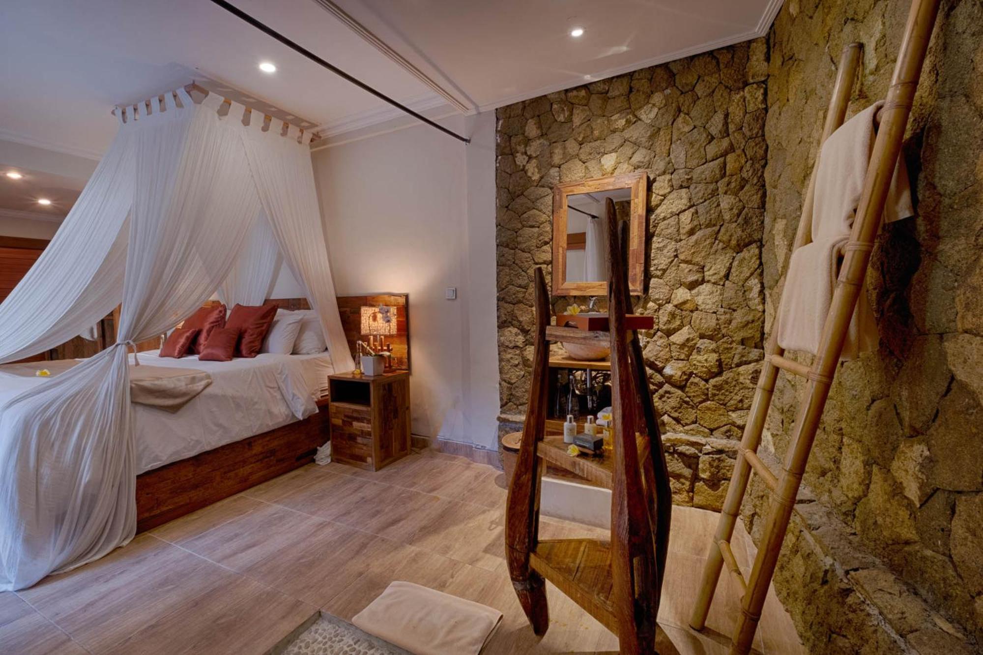Four-Bedroom Villa with Private Pool and Free Benefit - Photo 21