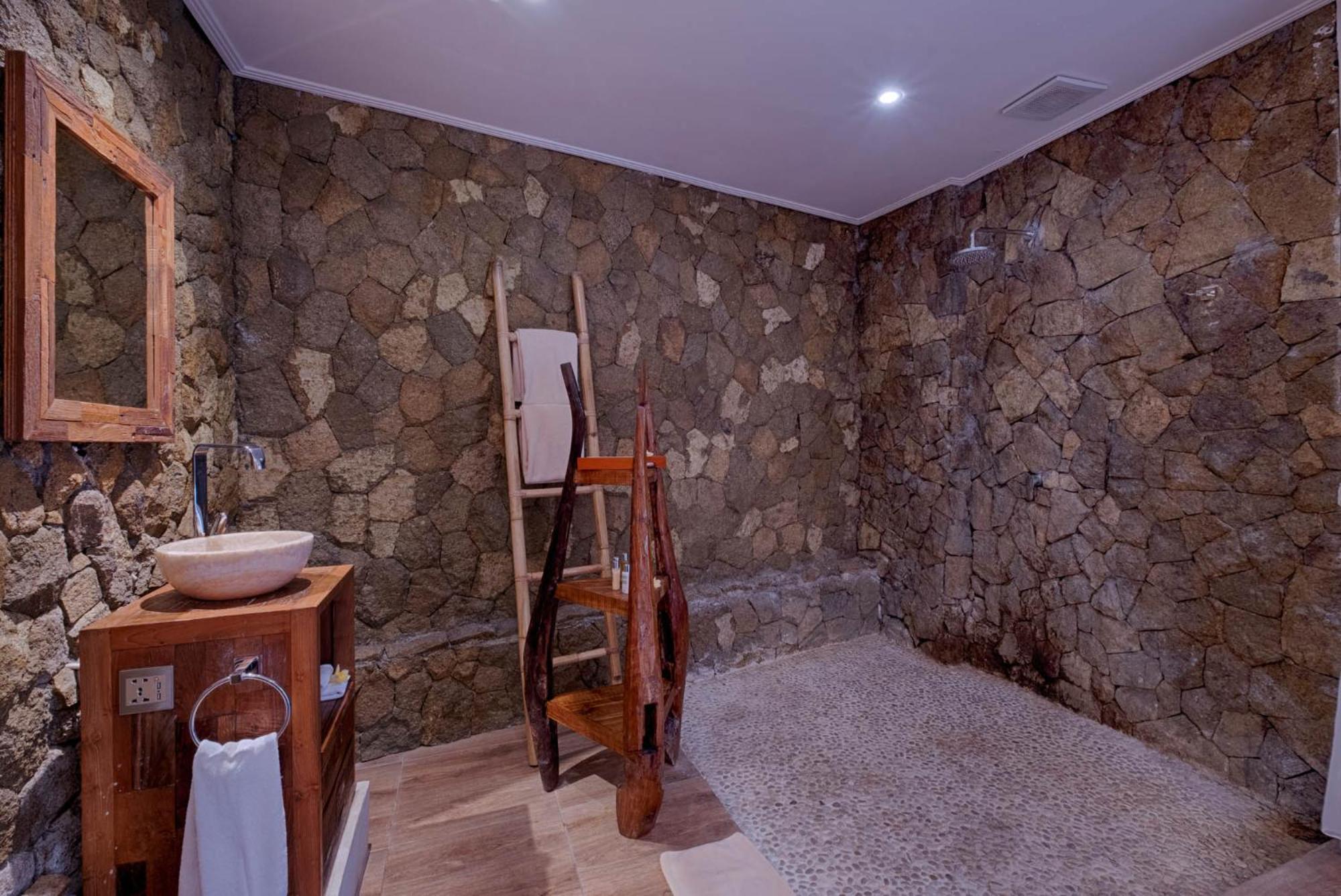 Four-Bedroom Villa with Private Pool and Free Benefit - Photo 19