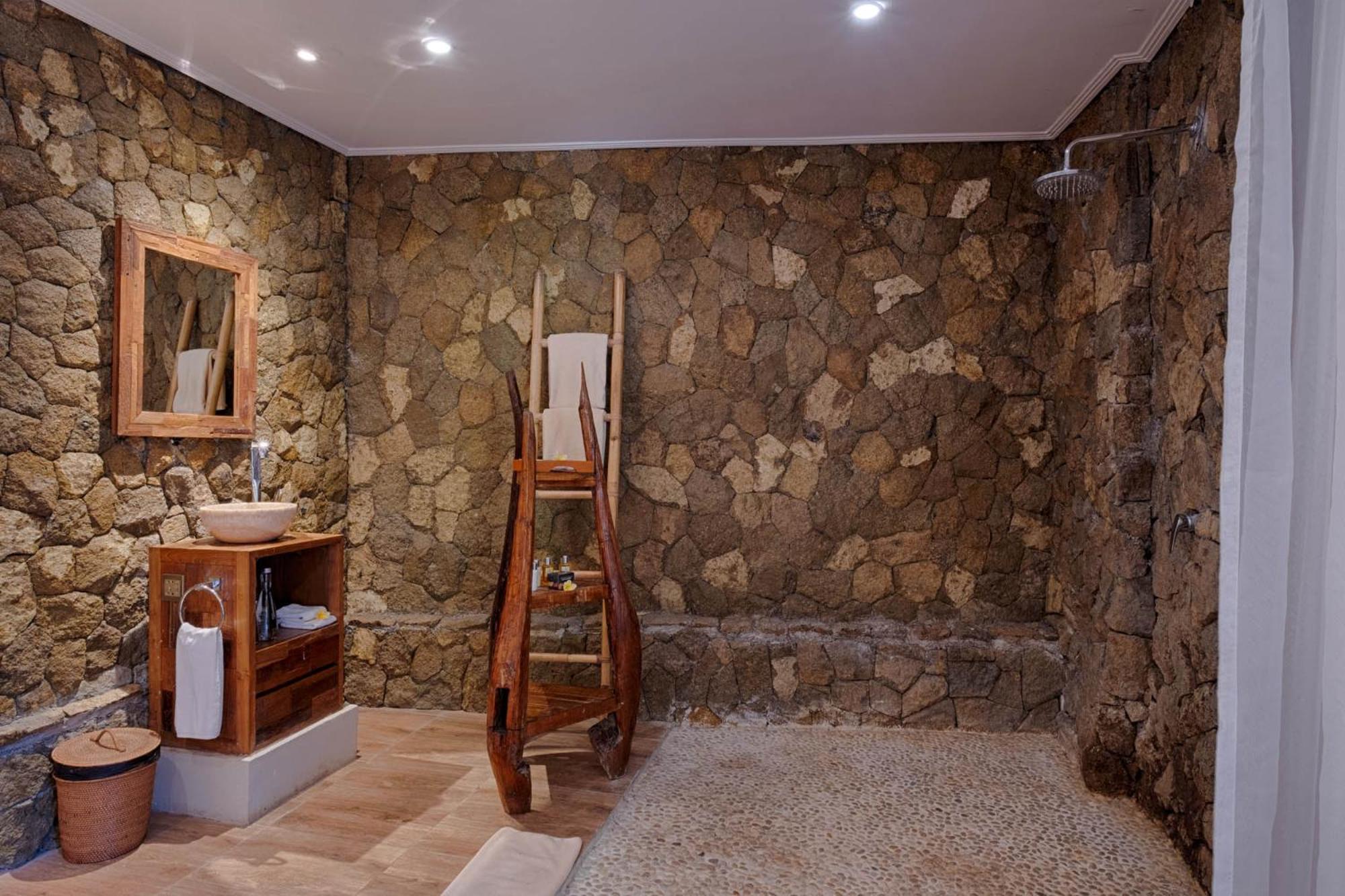 Four-Bedroom Villa with Private Pool and Free Benefit - Photo 20