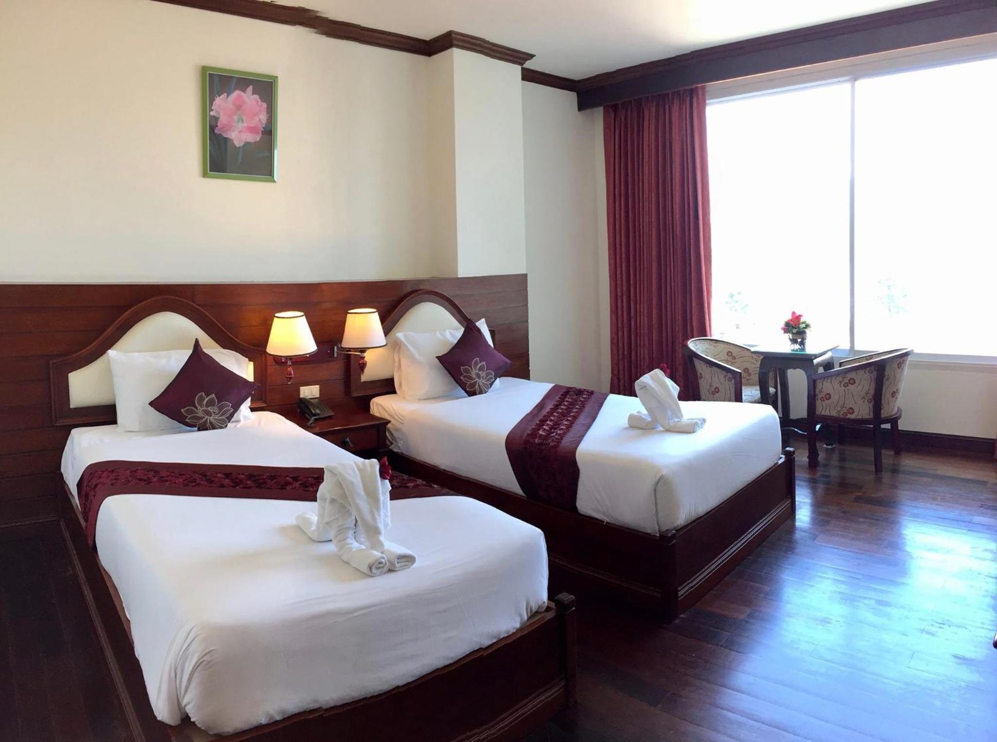 Deluxe Double or Twin Room photo 3