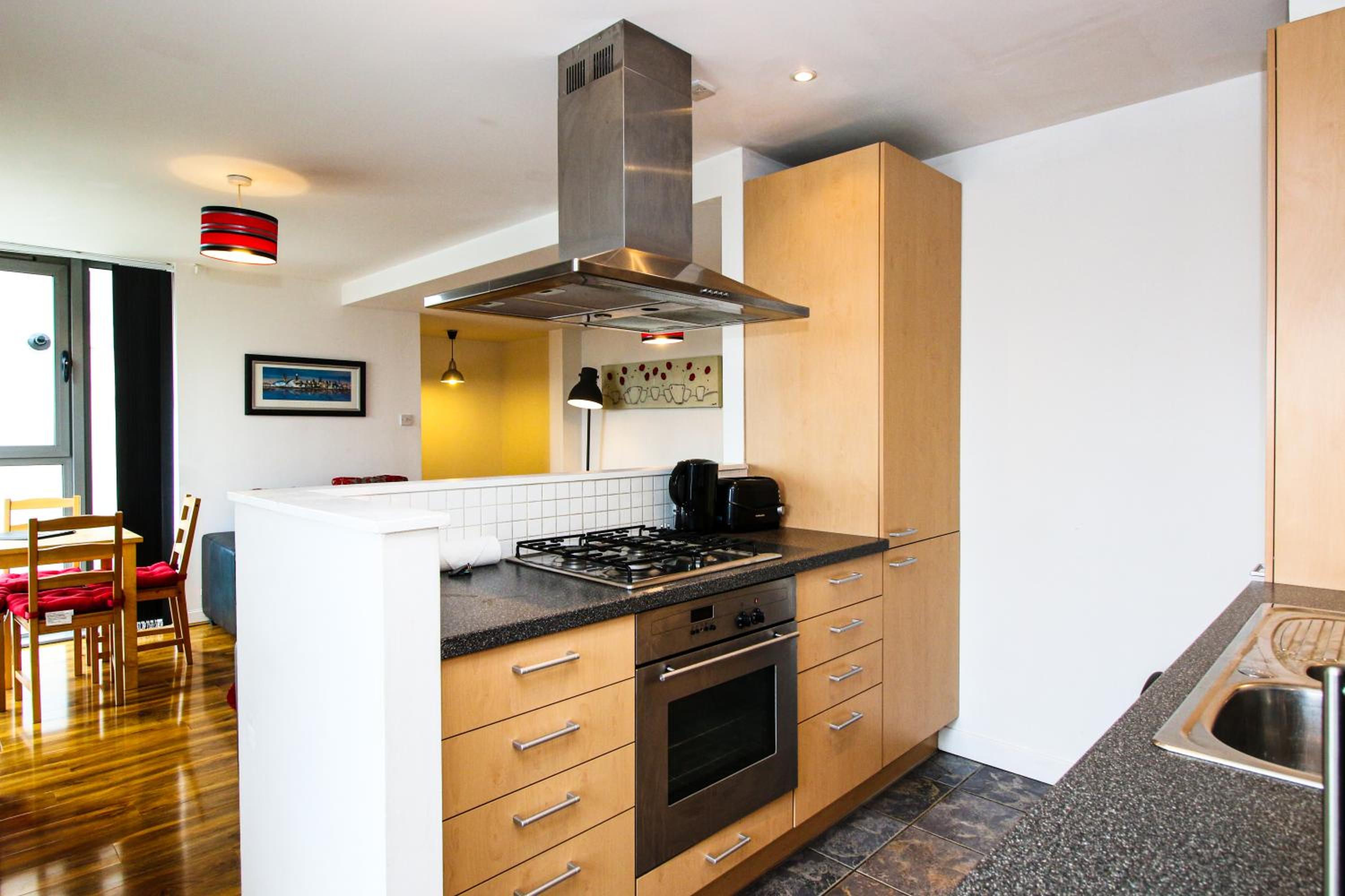 2-Bedroom Apartment (4 Adults) - Photo 3