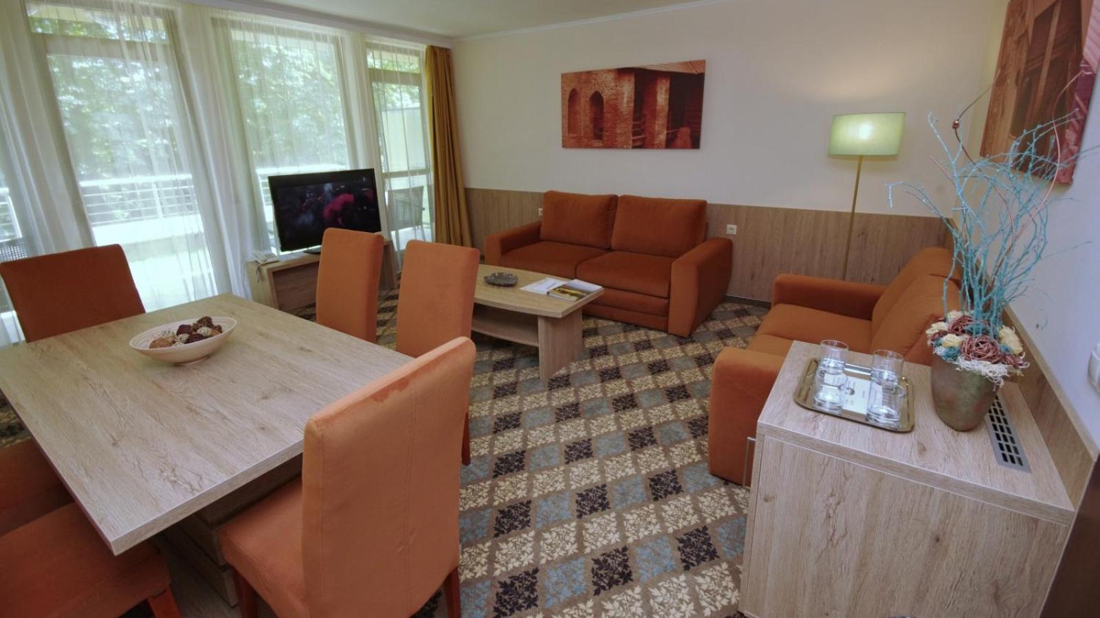 Deluxe Suite photo 2