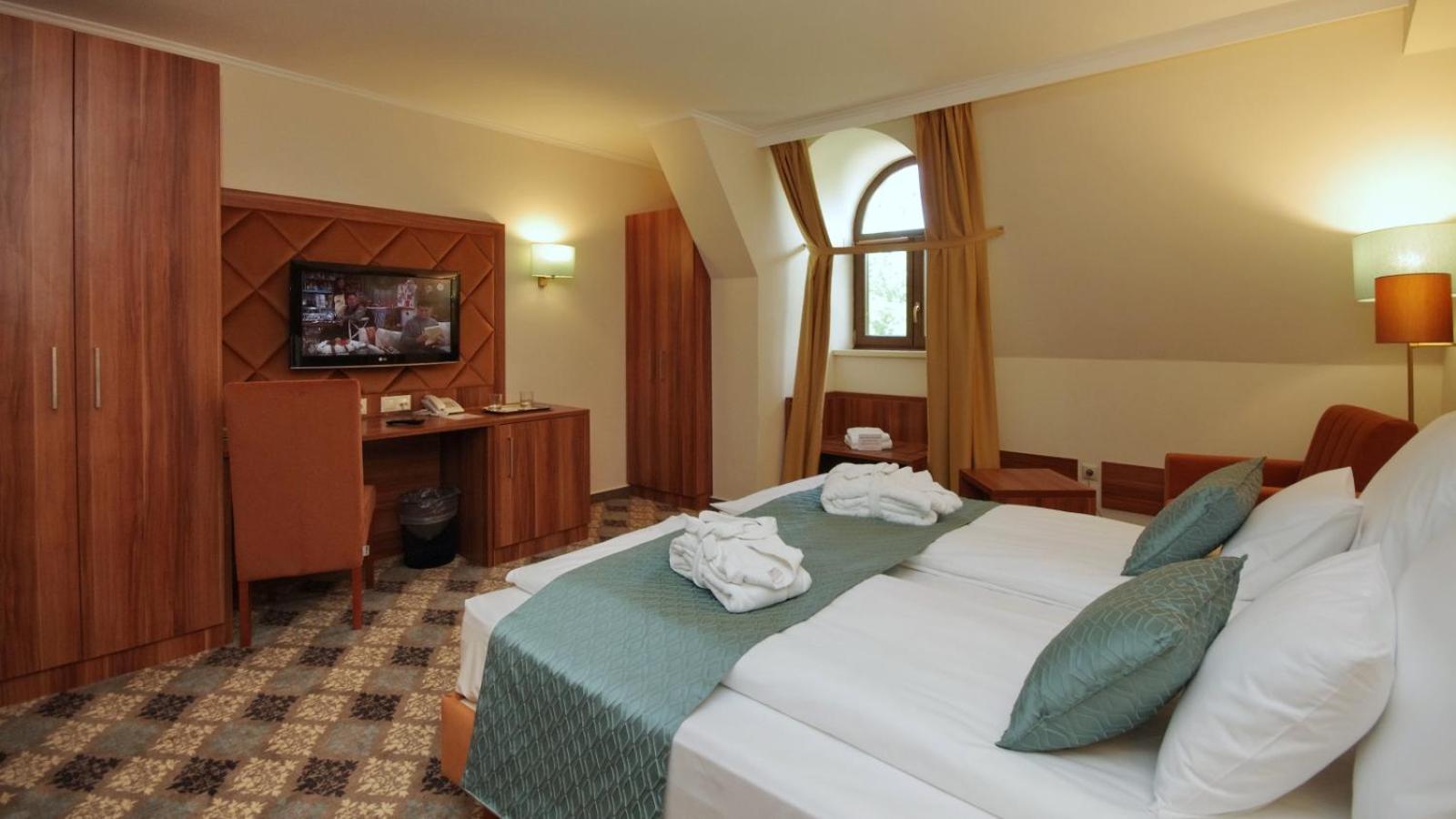 Classic Double or Twin Room - Disability Access photo 3