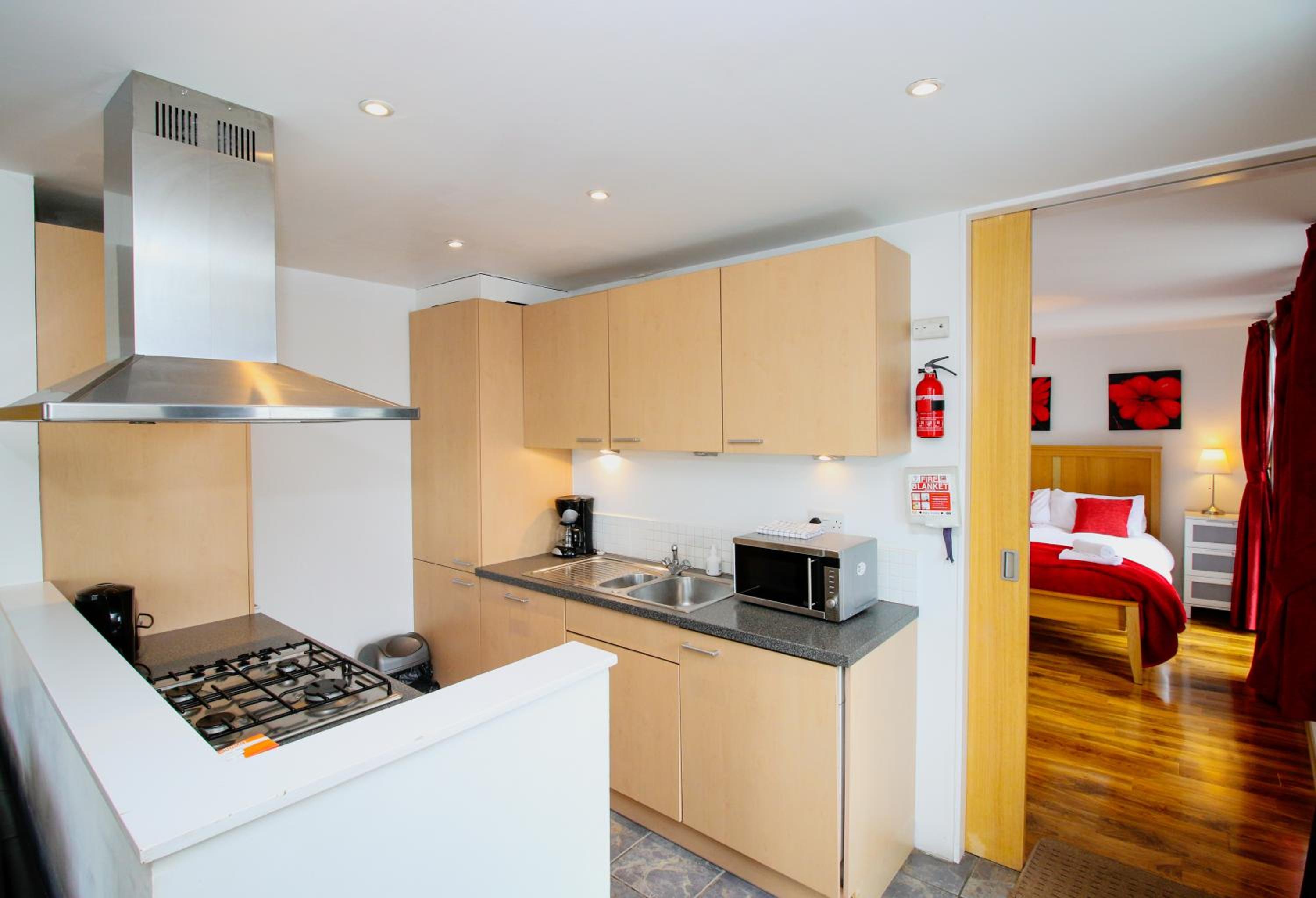 2-Bedroom Apartment (4 Adults) - Photo 6