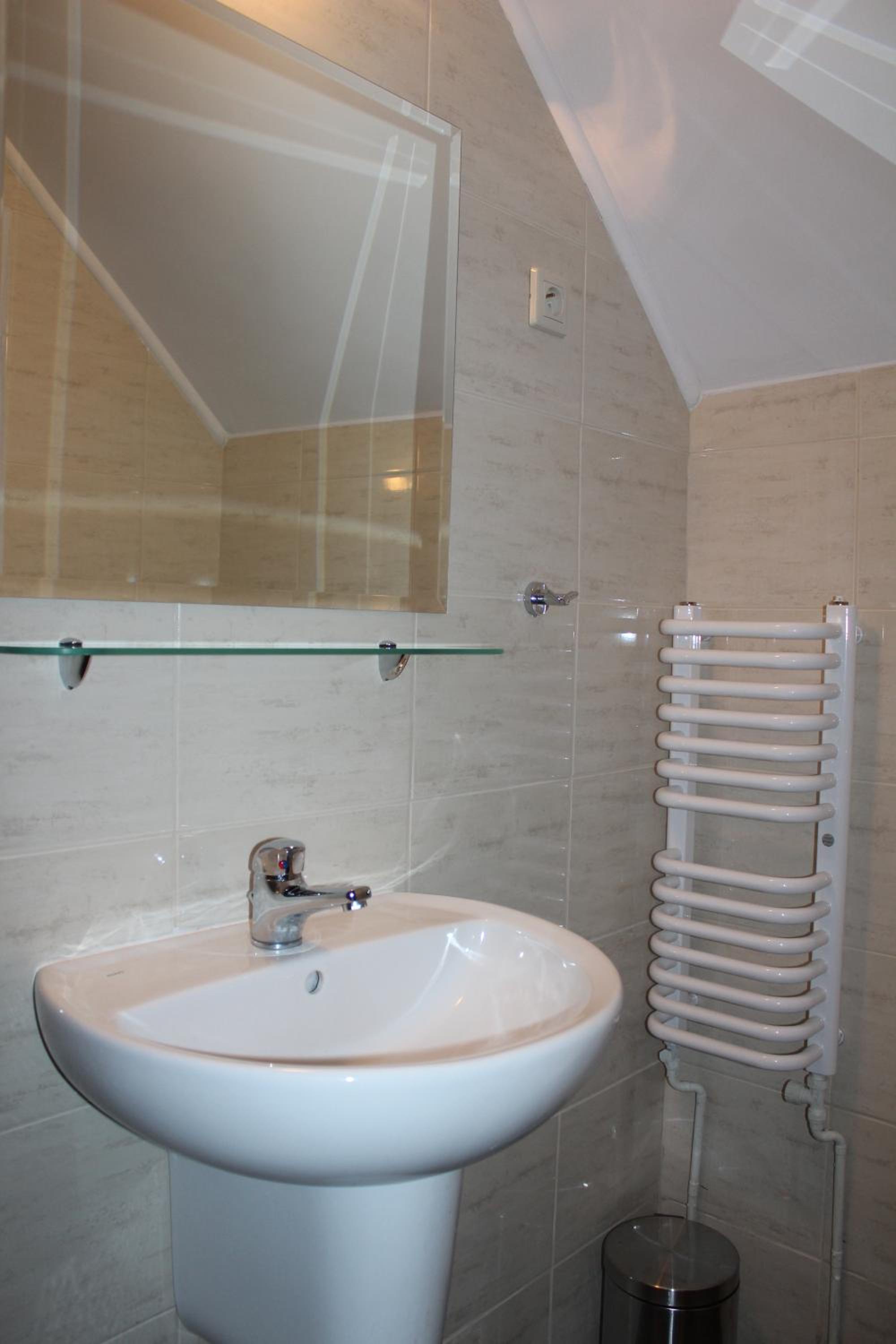 Triple Room - Photo 2