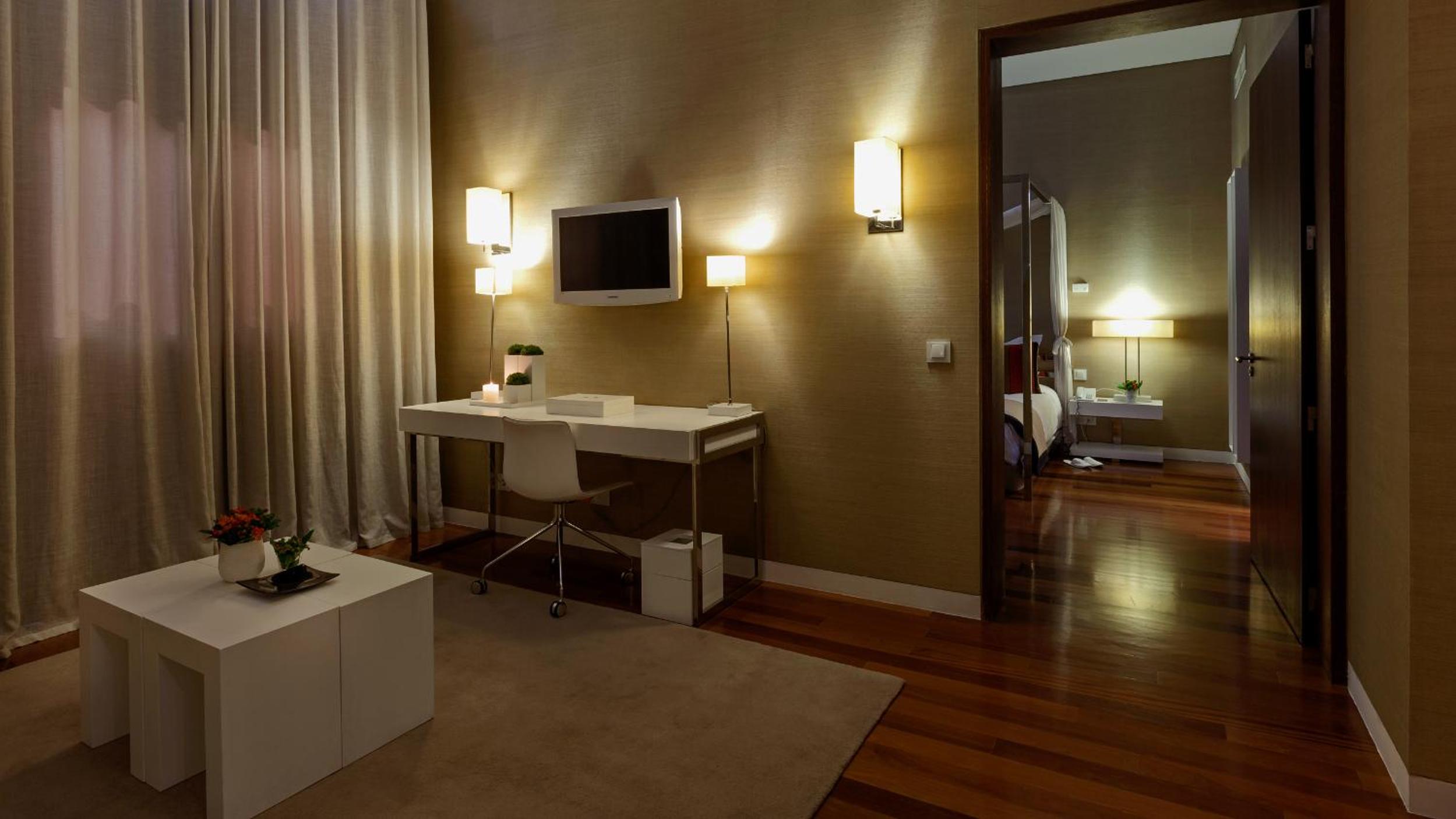 Suite - Photo 6