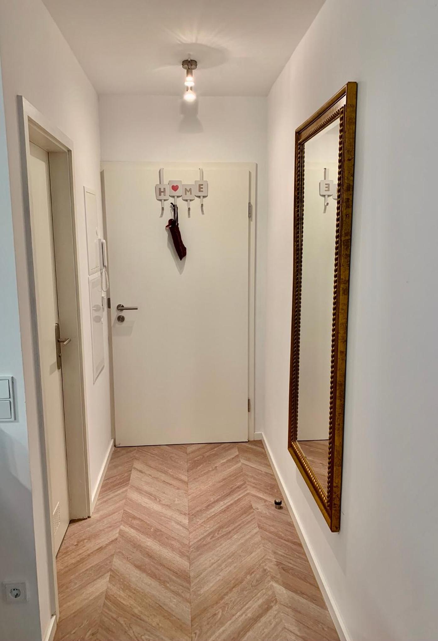 One-Bedroom Apartment photo 3