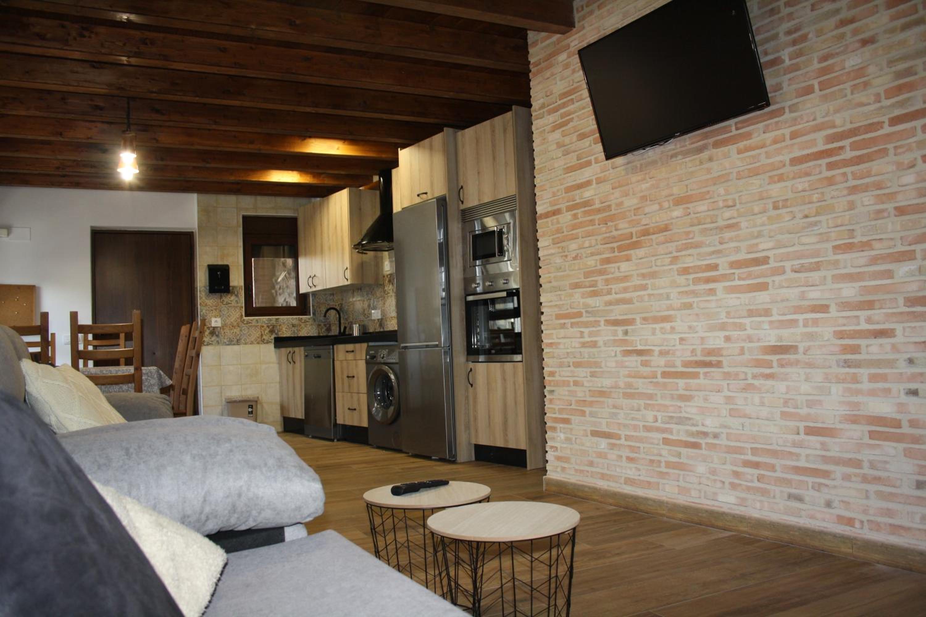 Three-Bedroom House photo 2