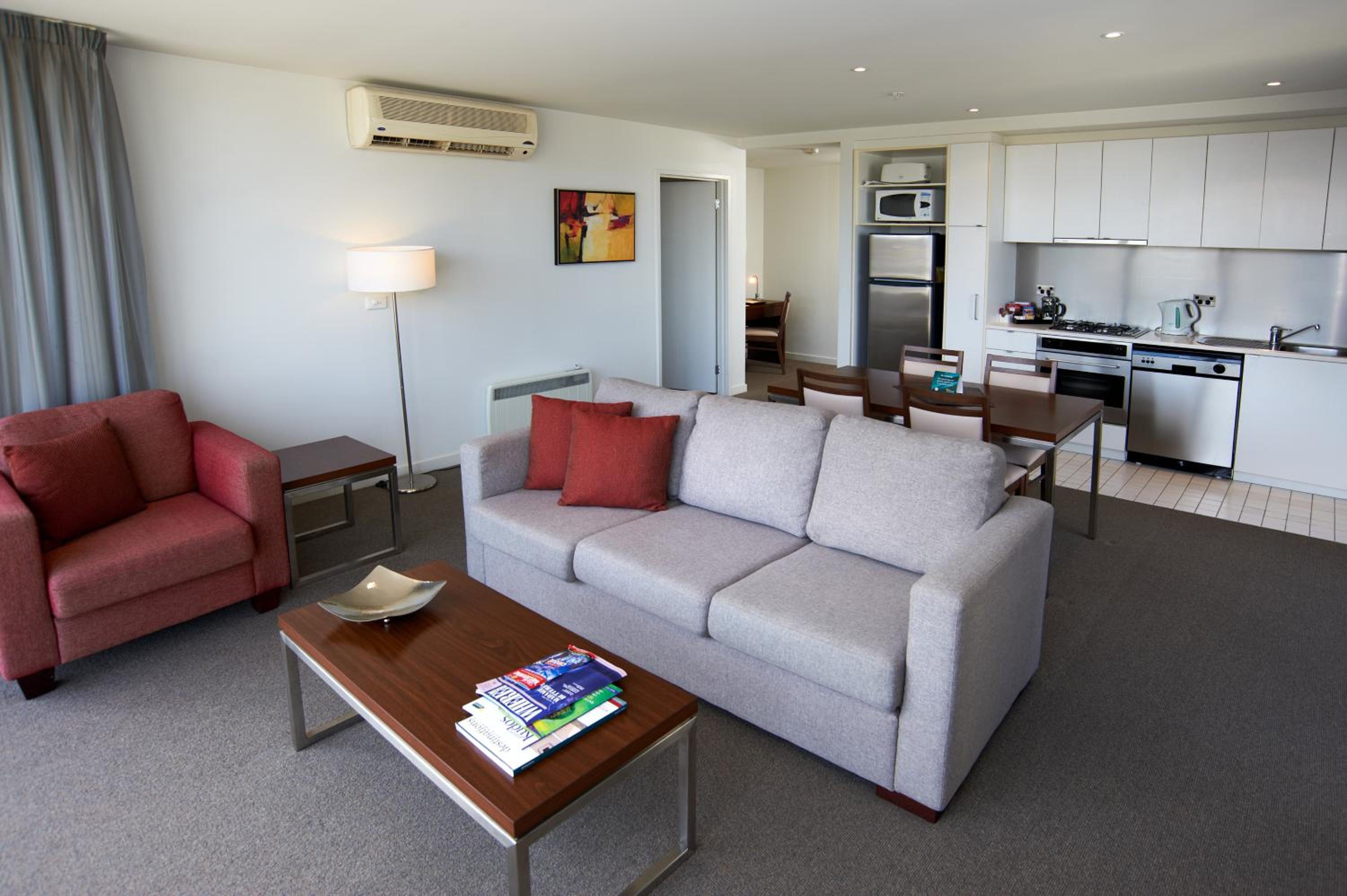 Executive Two-Bedroom Apartment - Photo 9