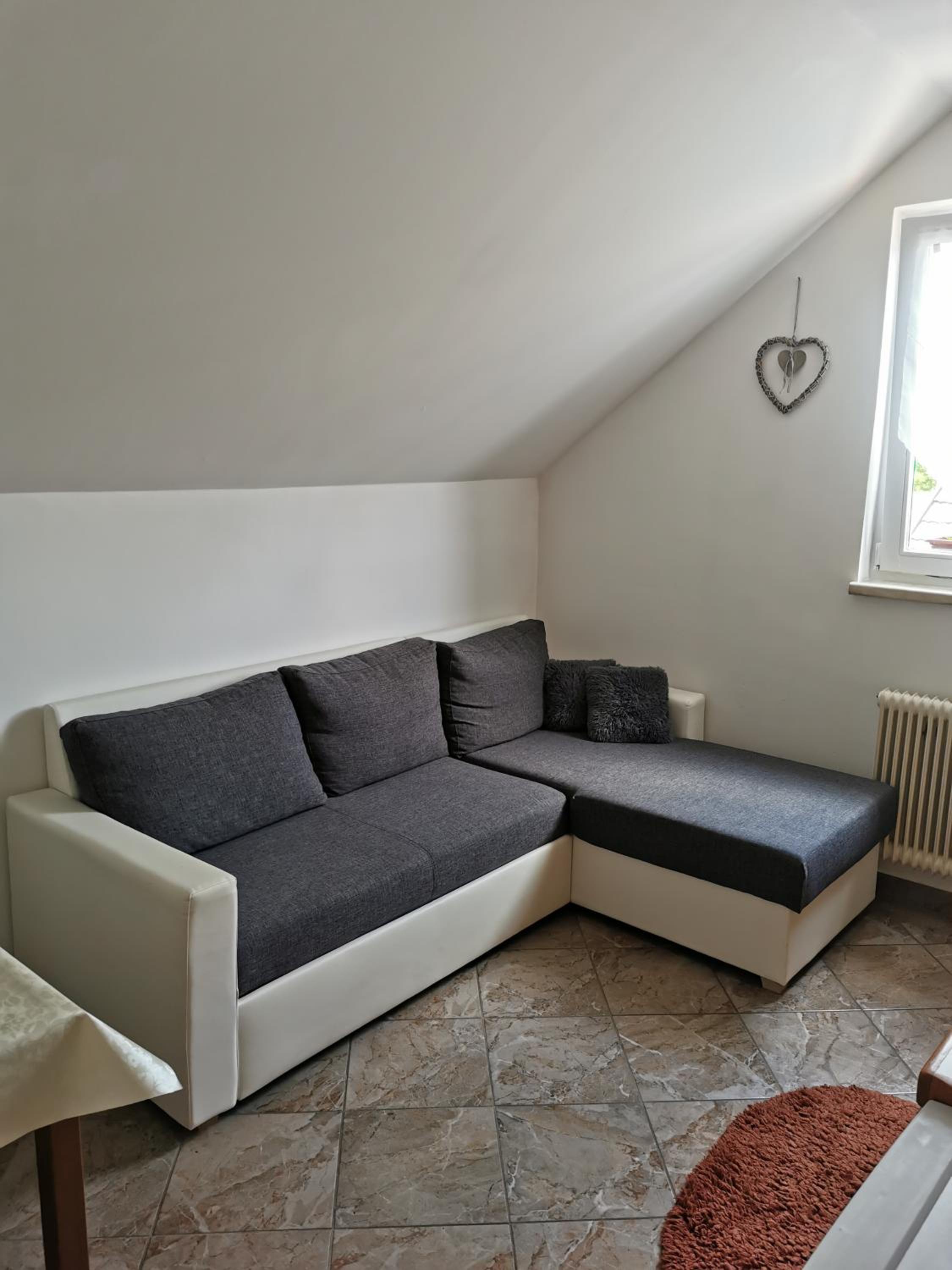 Two-Bedroom Apartment - Photo 5