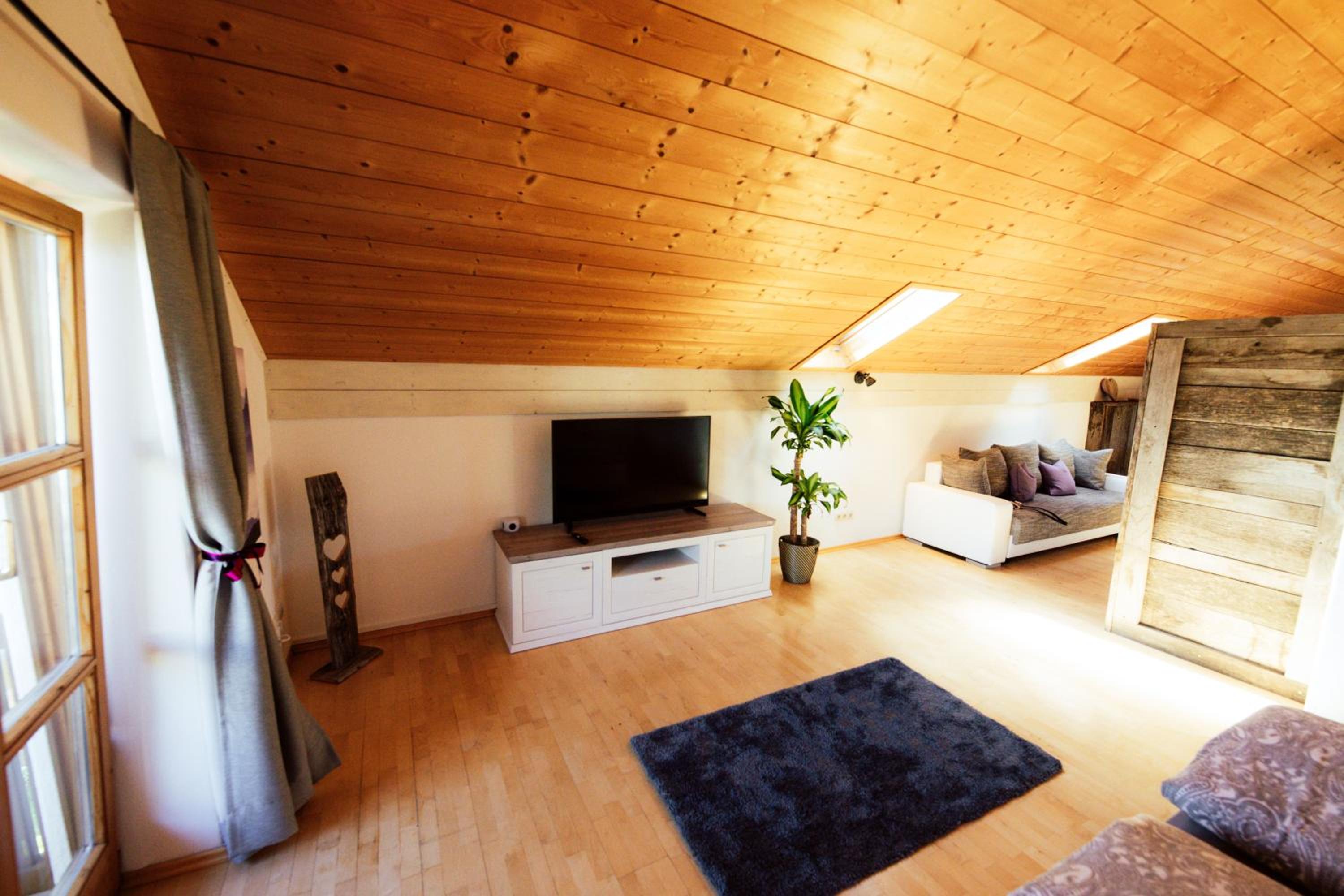 Family Studio photo 2