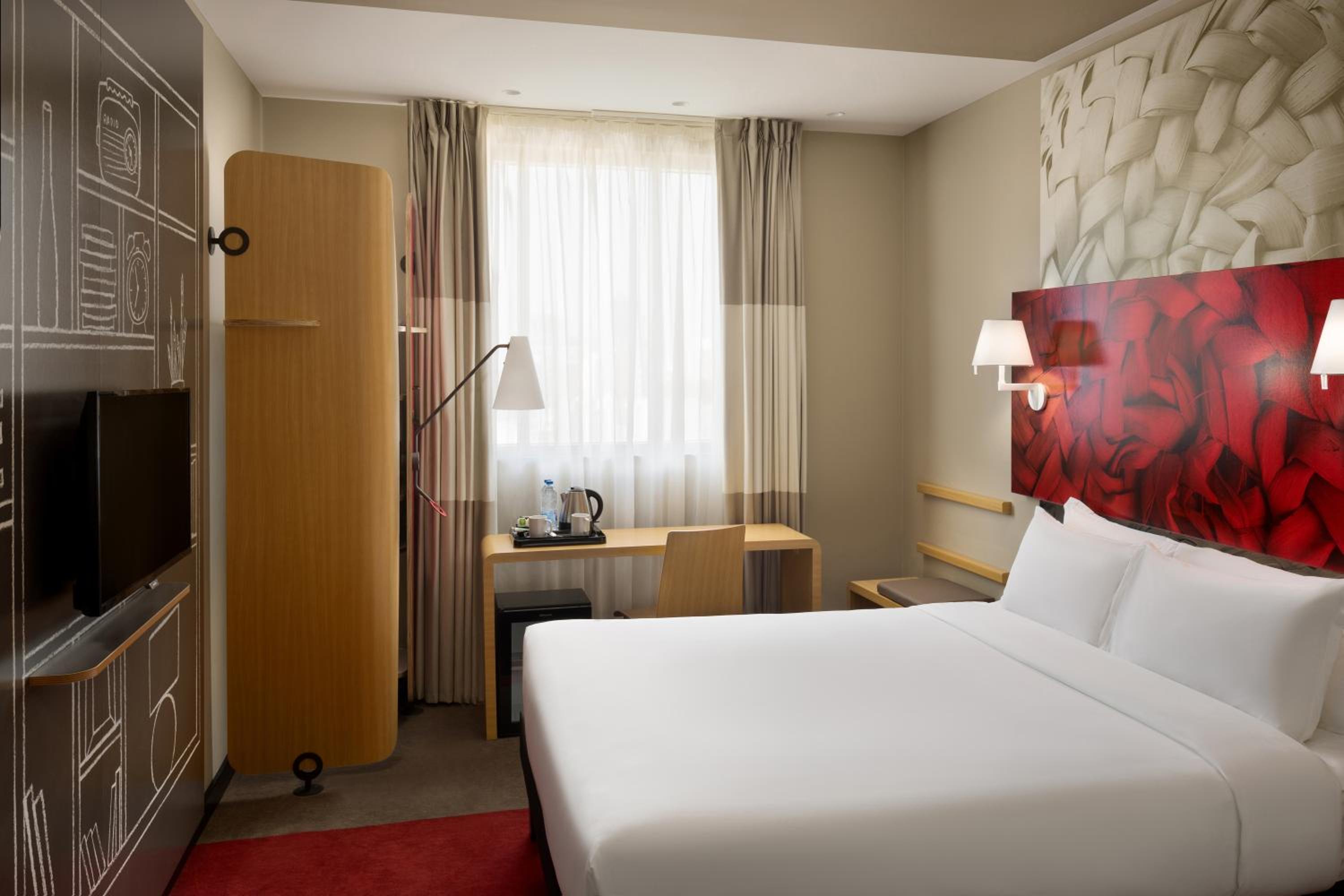 Standard Double Room - Photo 15