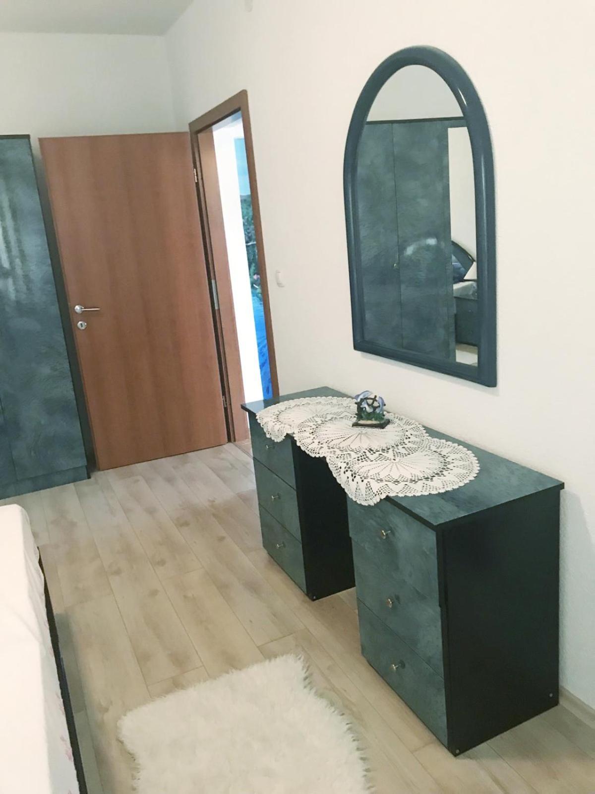 Apartment with Garden View - Photo 31