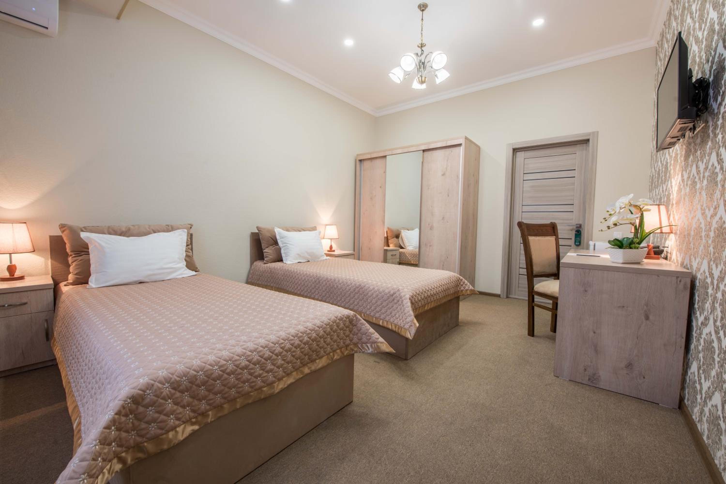Superior Twin Room