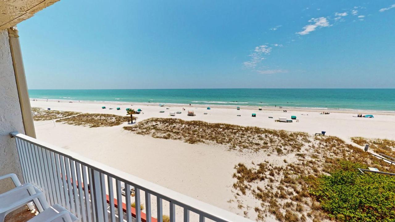 501 - Standard King Ocean View - Photo 2