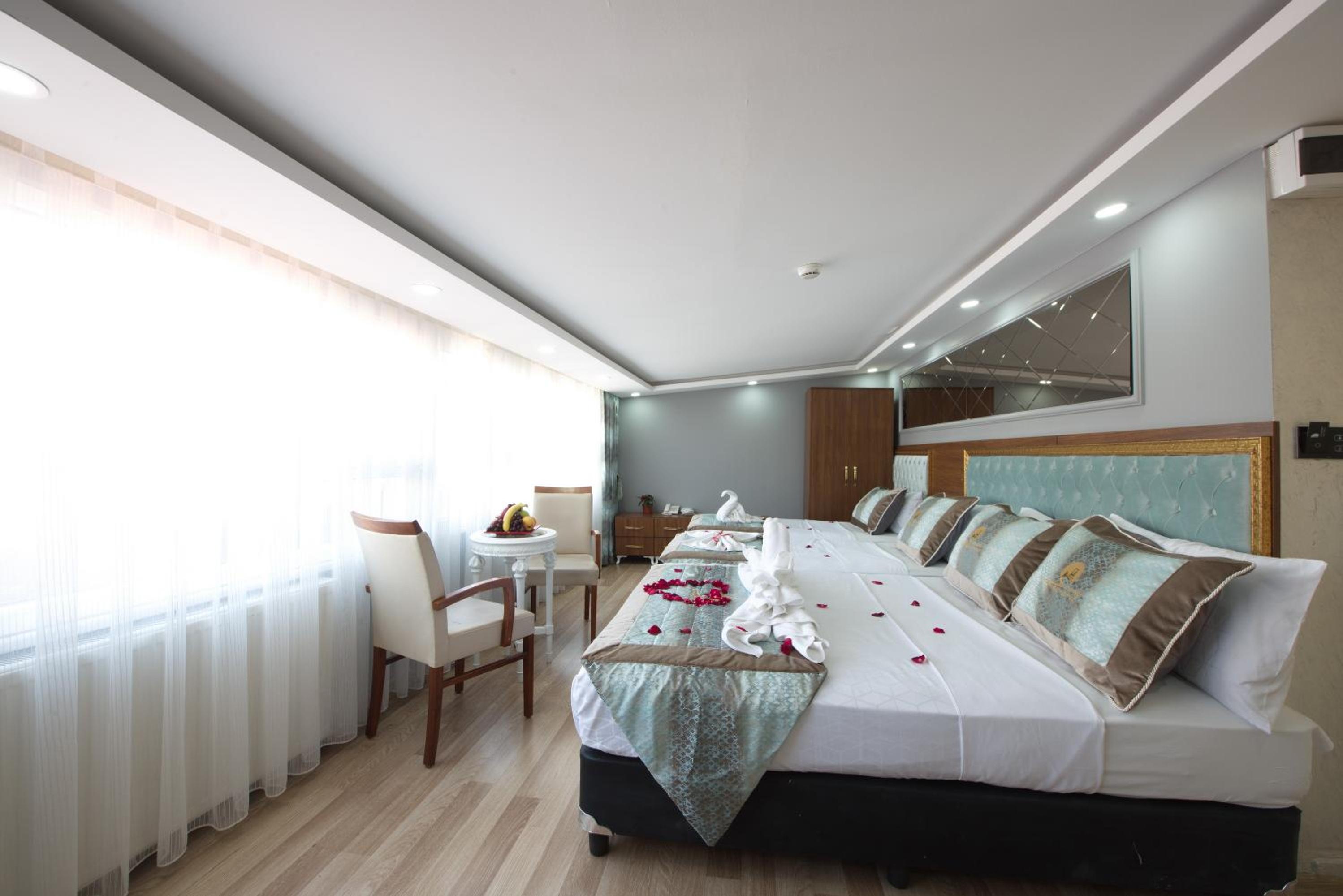 Quadruple Room with Sea View photo 2