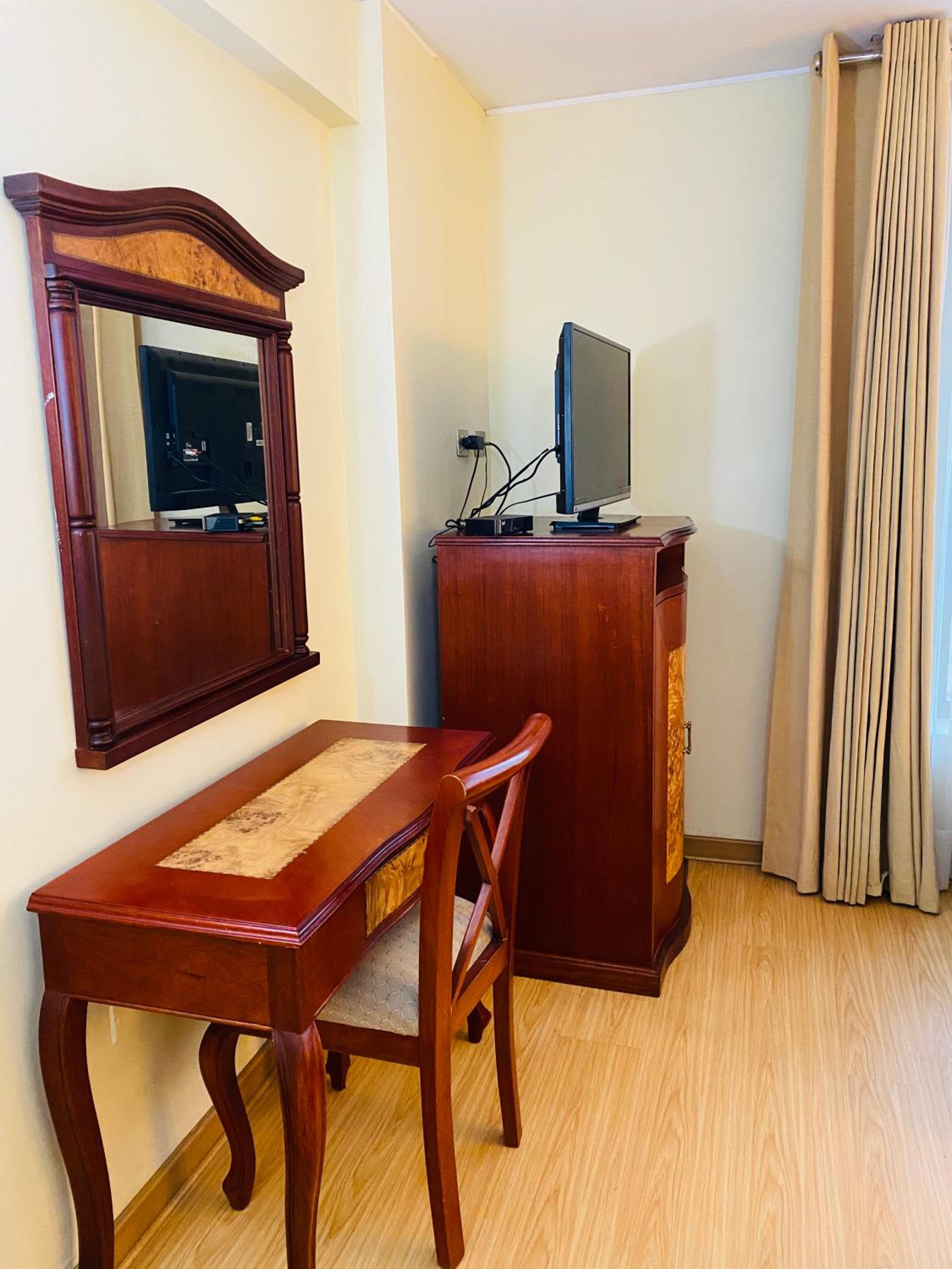Standard Double Room - Photo 6
