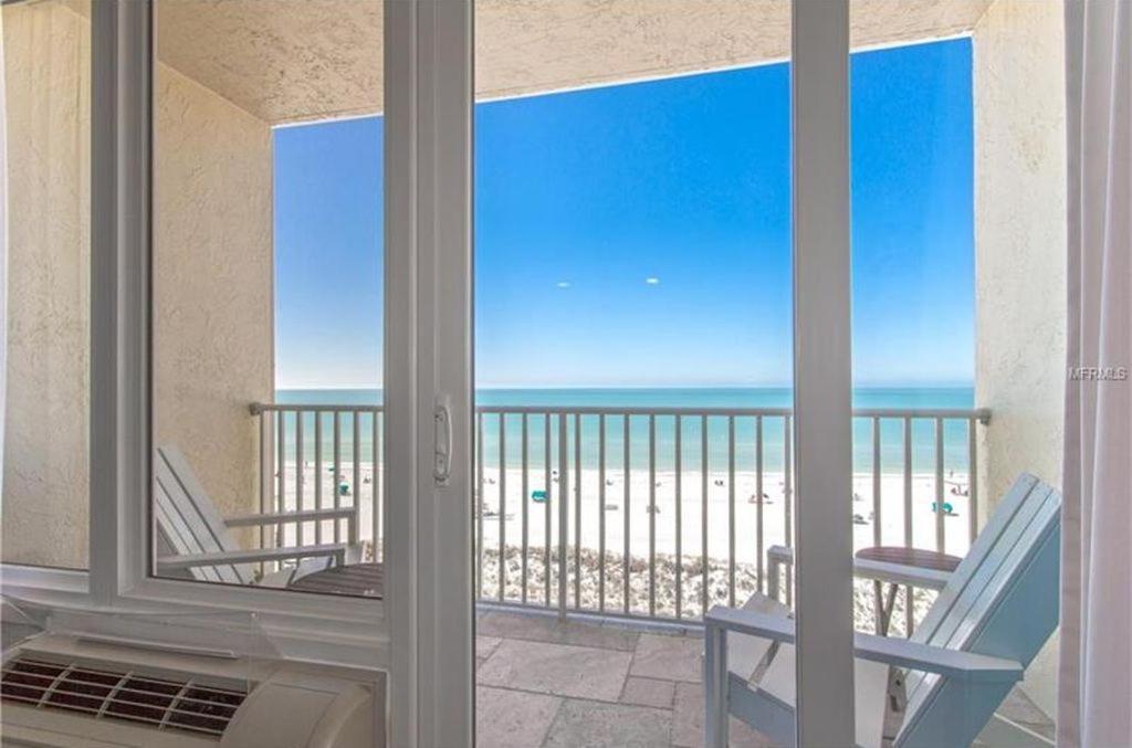 605 - Executive King Ocean View - Photo 3