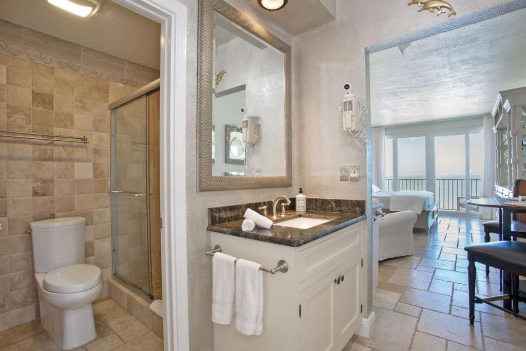 605 - Executive King Ocean View - Photo 2