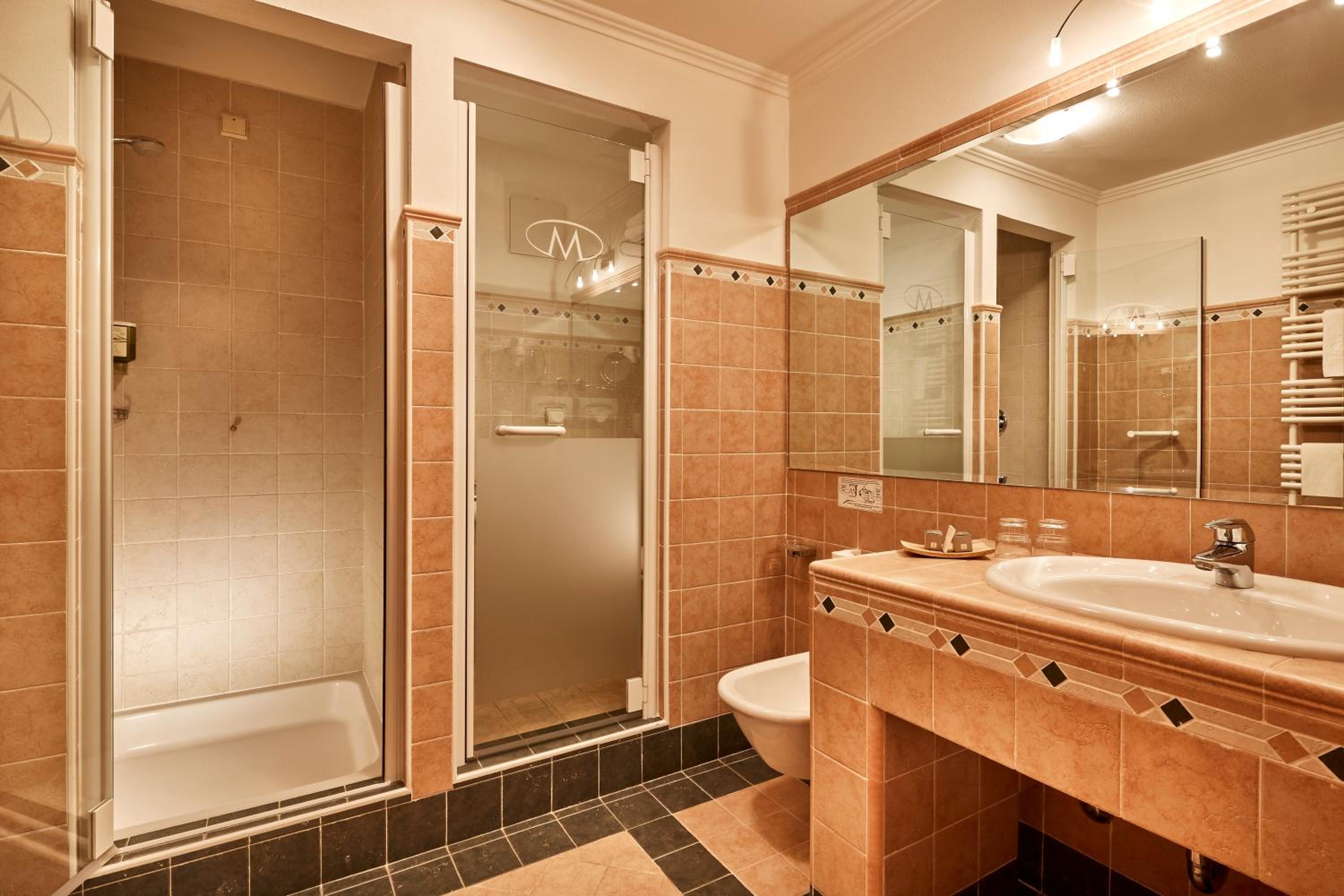Suite with Mountain View - Photo 2