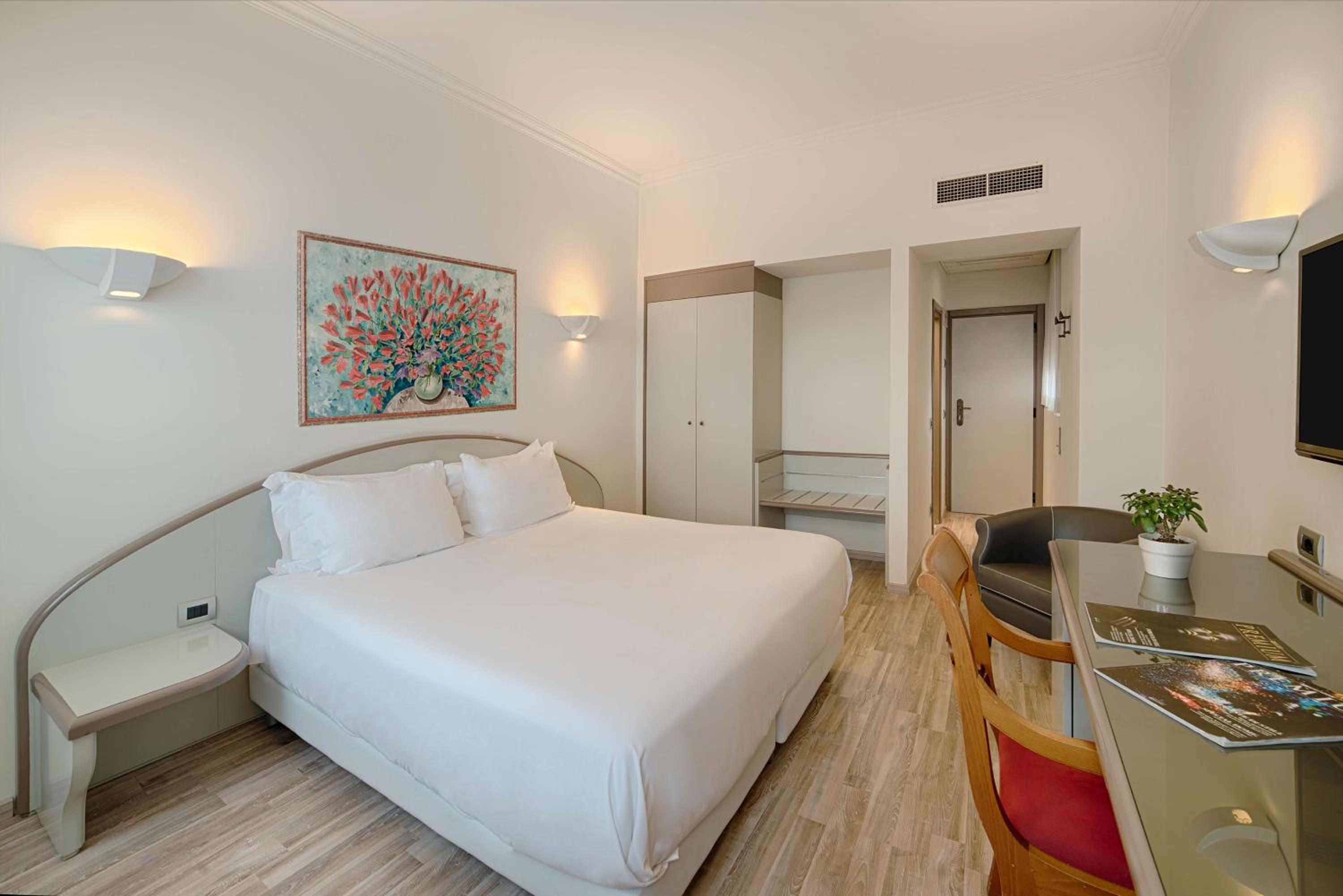 Superior Double Room - Photo 1