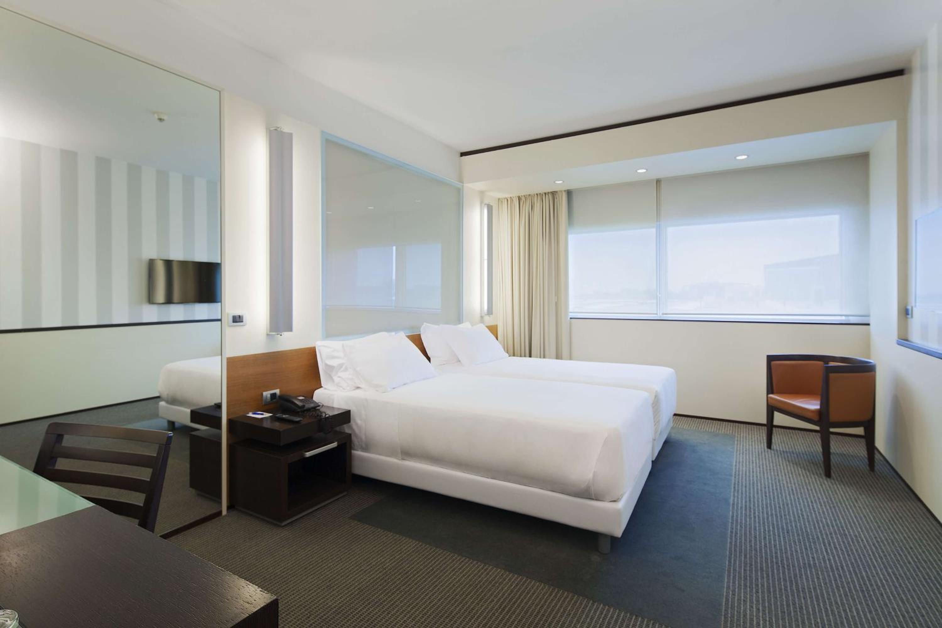 Standard Double Or Twin Room With Darsena View Free Parking photo 2